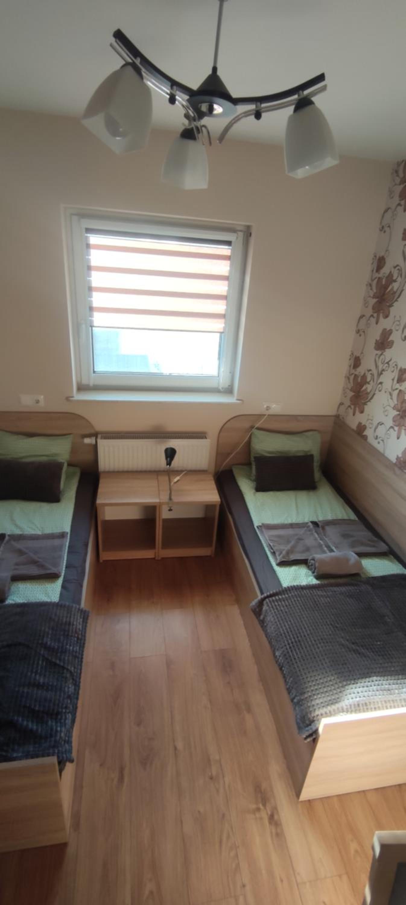 Standard Twin Room - Photo 16