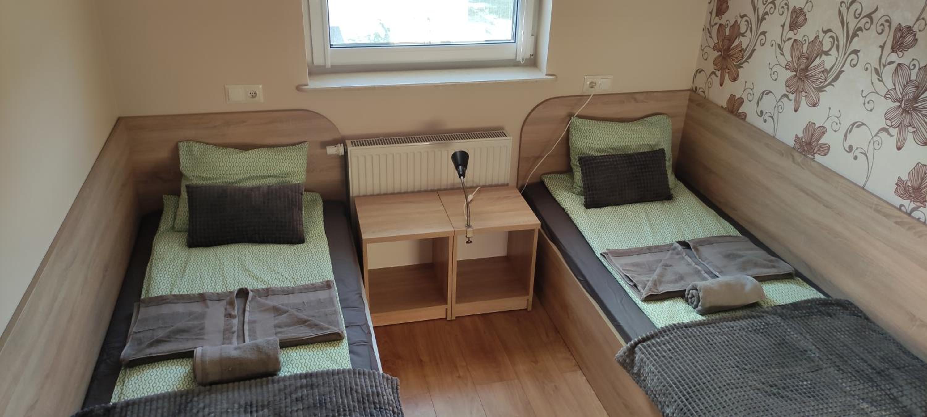 Standard Twin Room - Photo 13