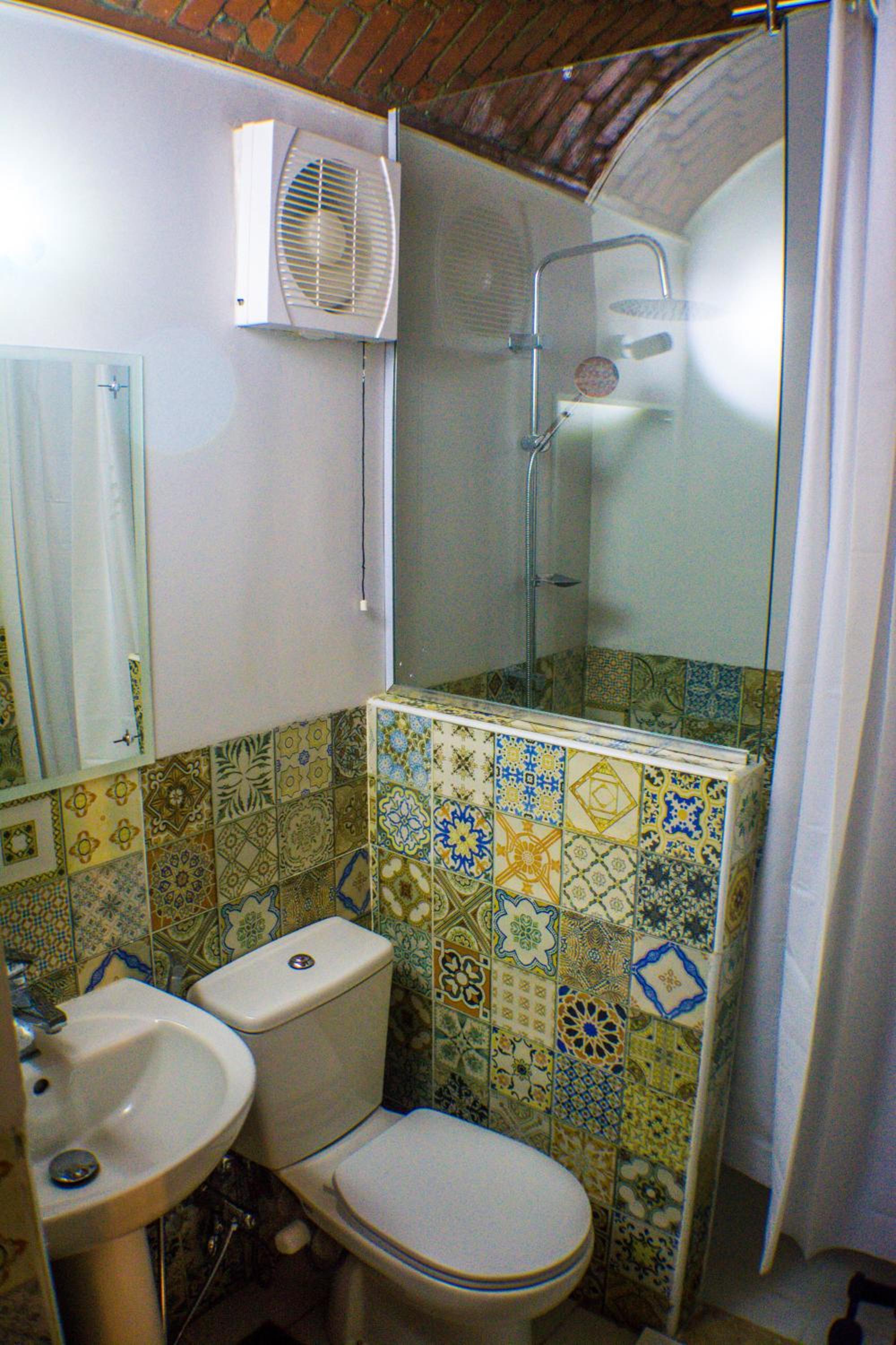 Economy Double Room - Photo 6