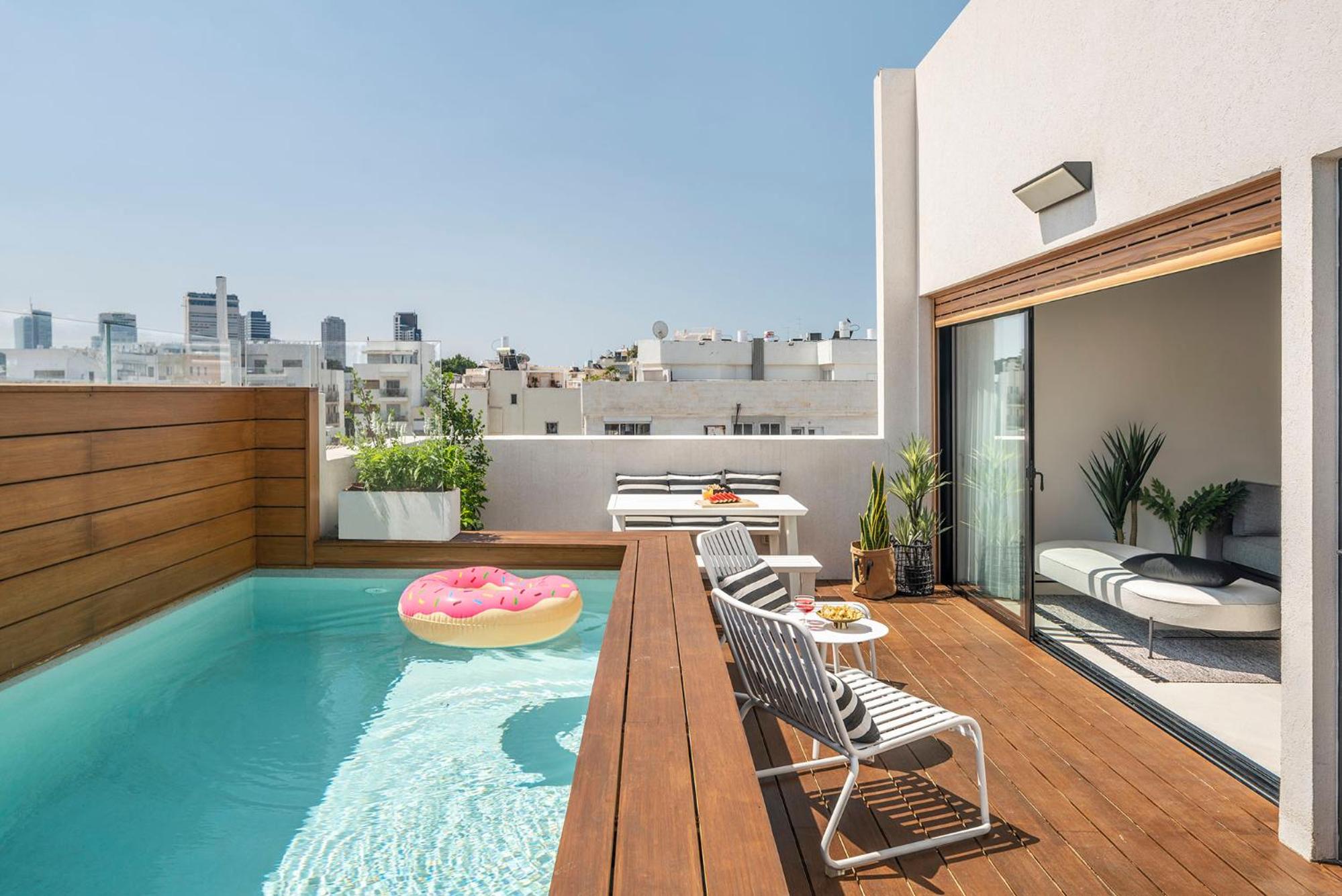 Duplex Penthouse Apartment with Pool
