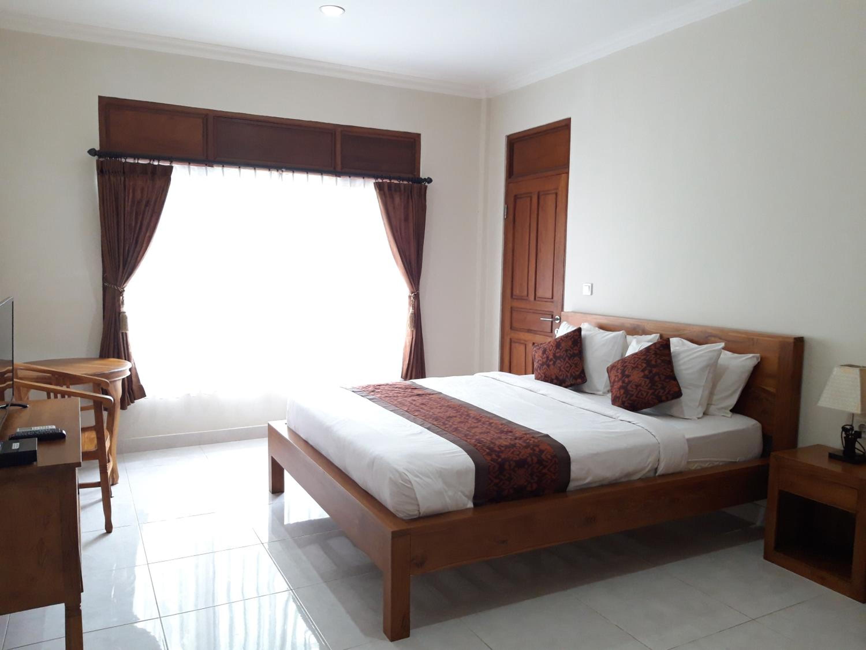 Deluxe Queen Room - Photo 33