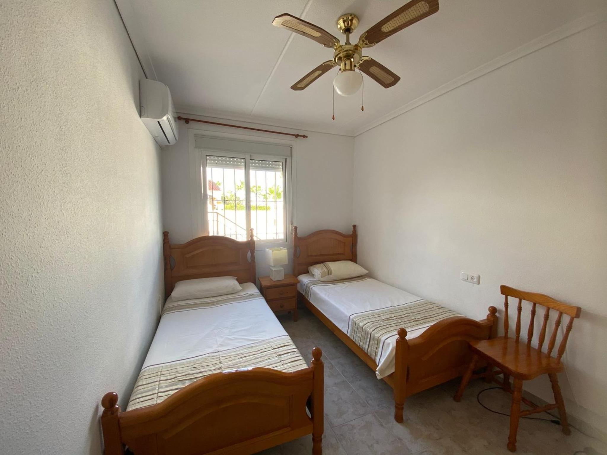 Casa de cuatro habitaciones