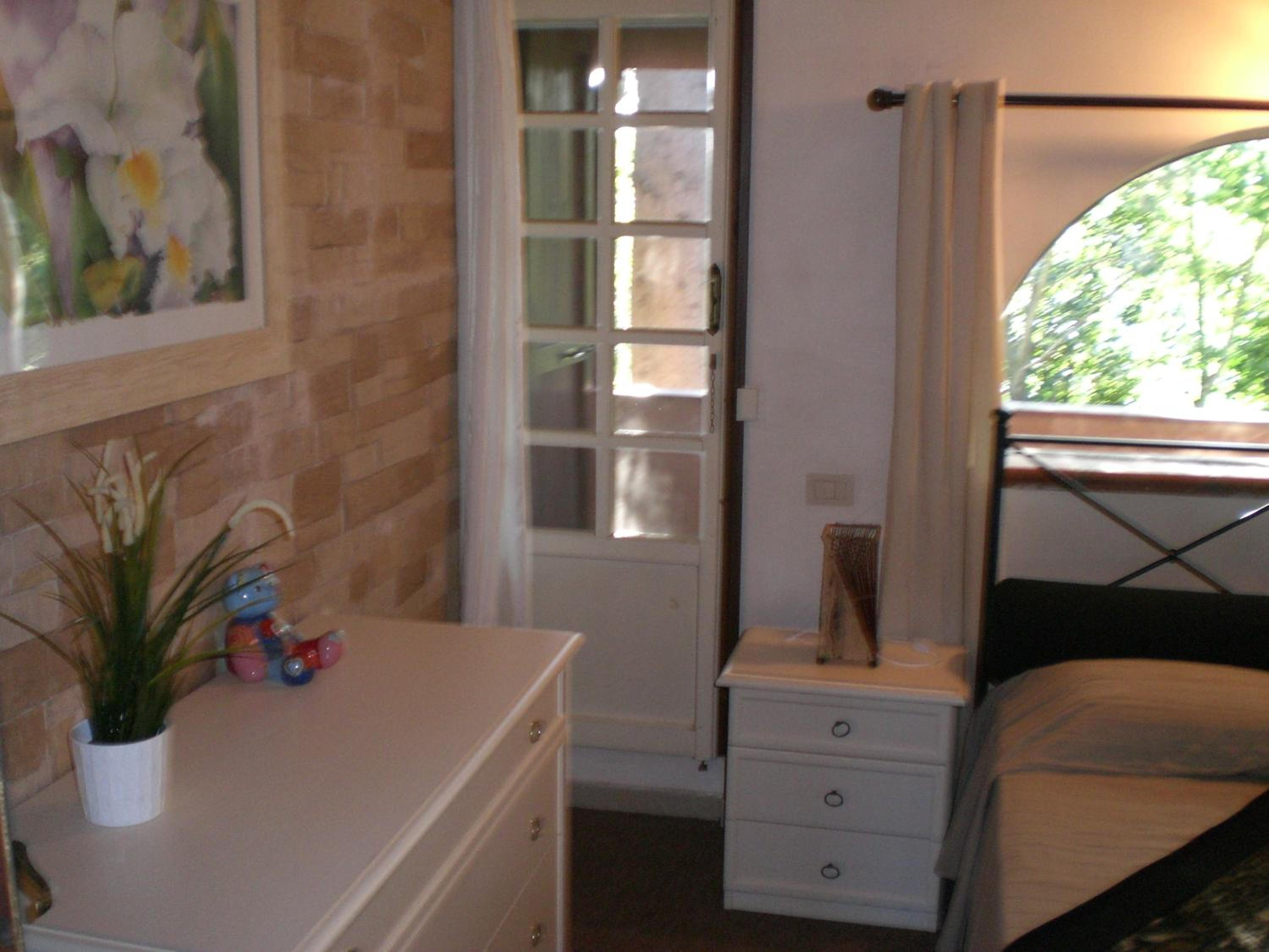 One-Bedroom Apartment with Balcony photo 1