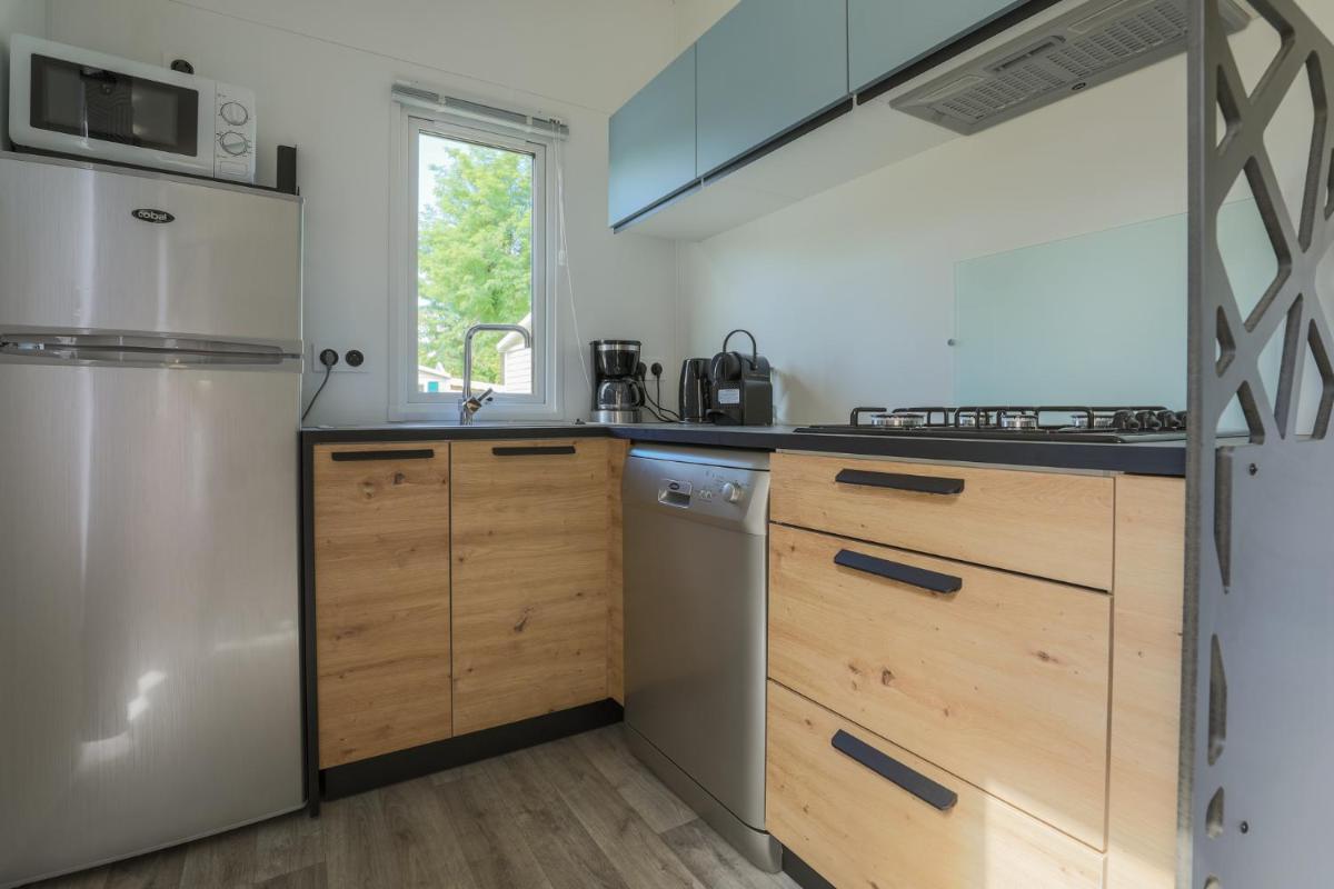 Comfort XL Mobile Home (2 bedrooms) photo 2