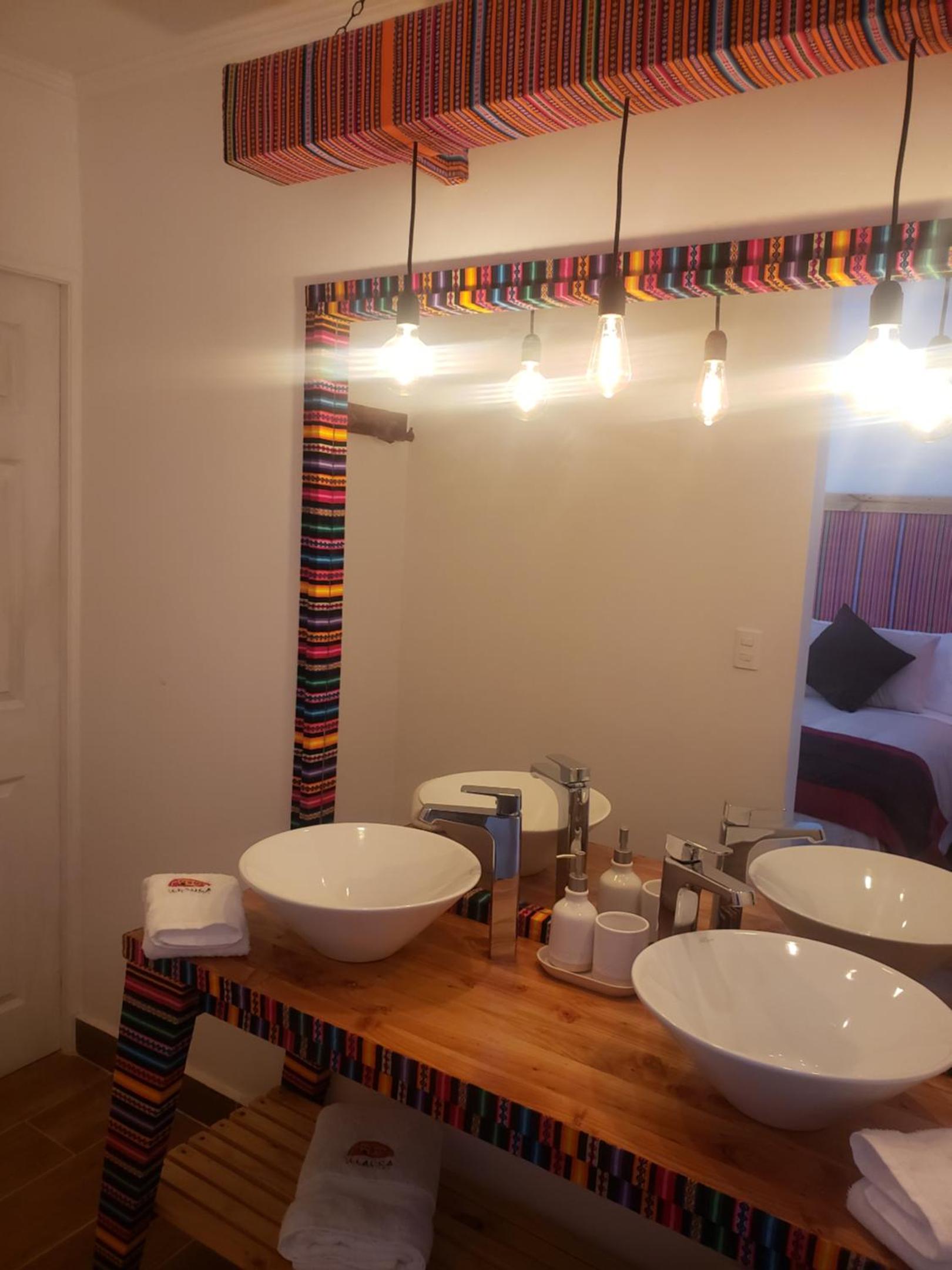 Deluxe King Room photo 2