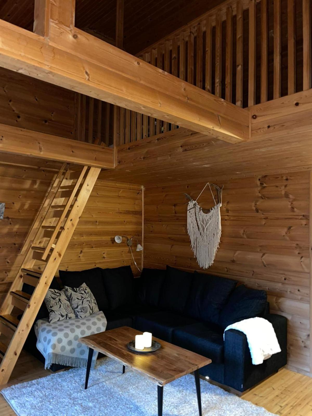 Two-Bedroom House - Photo 9