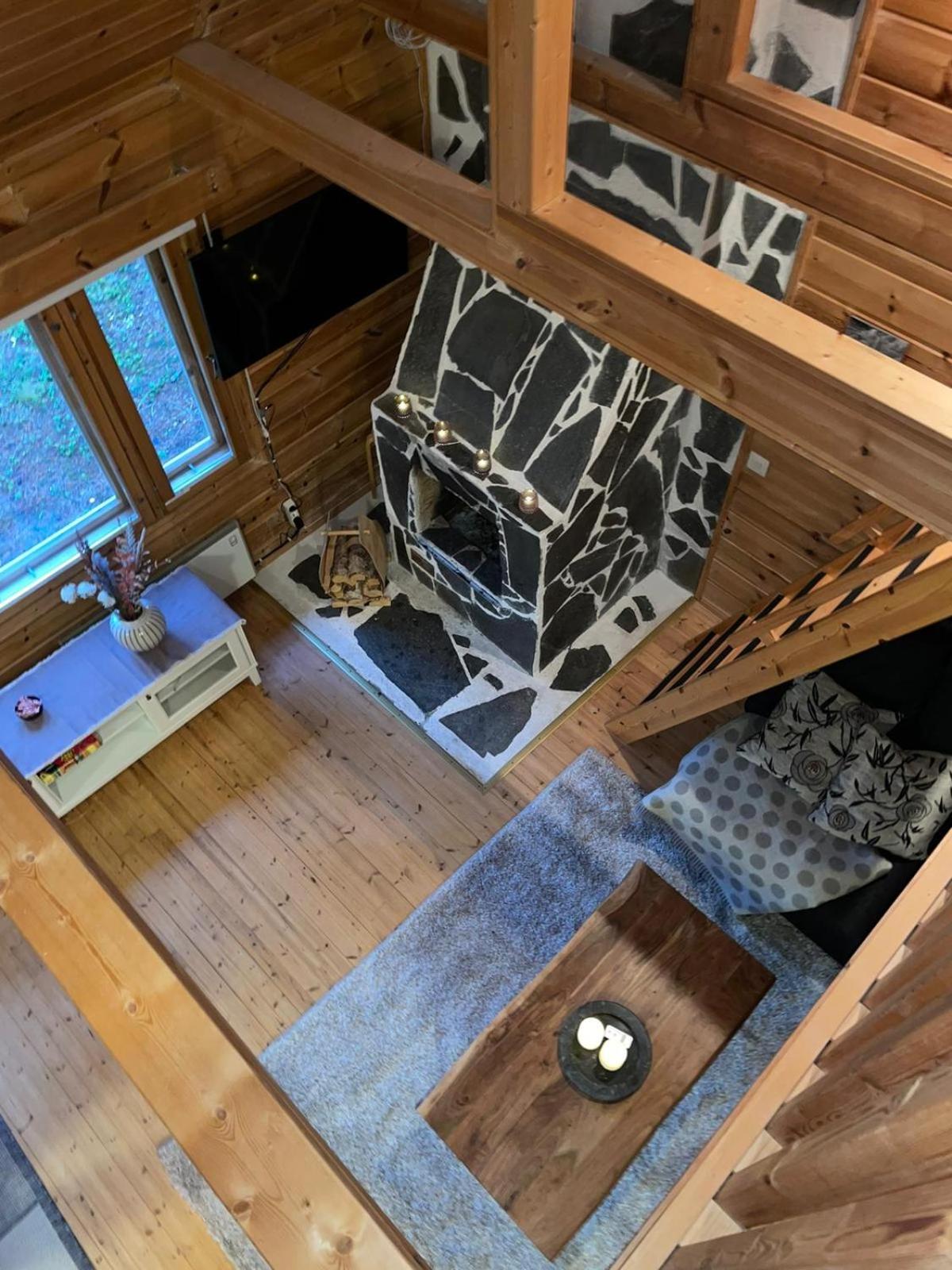 Two-Bedroom House - Photo 11