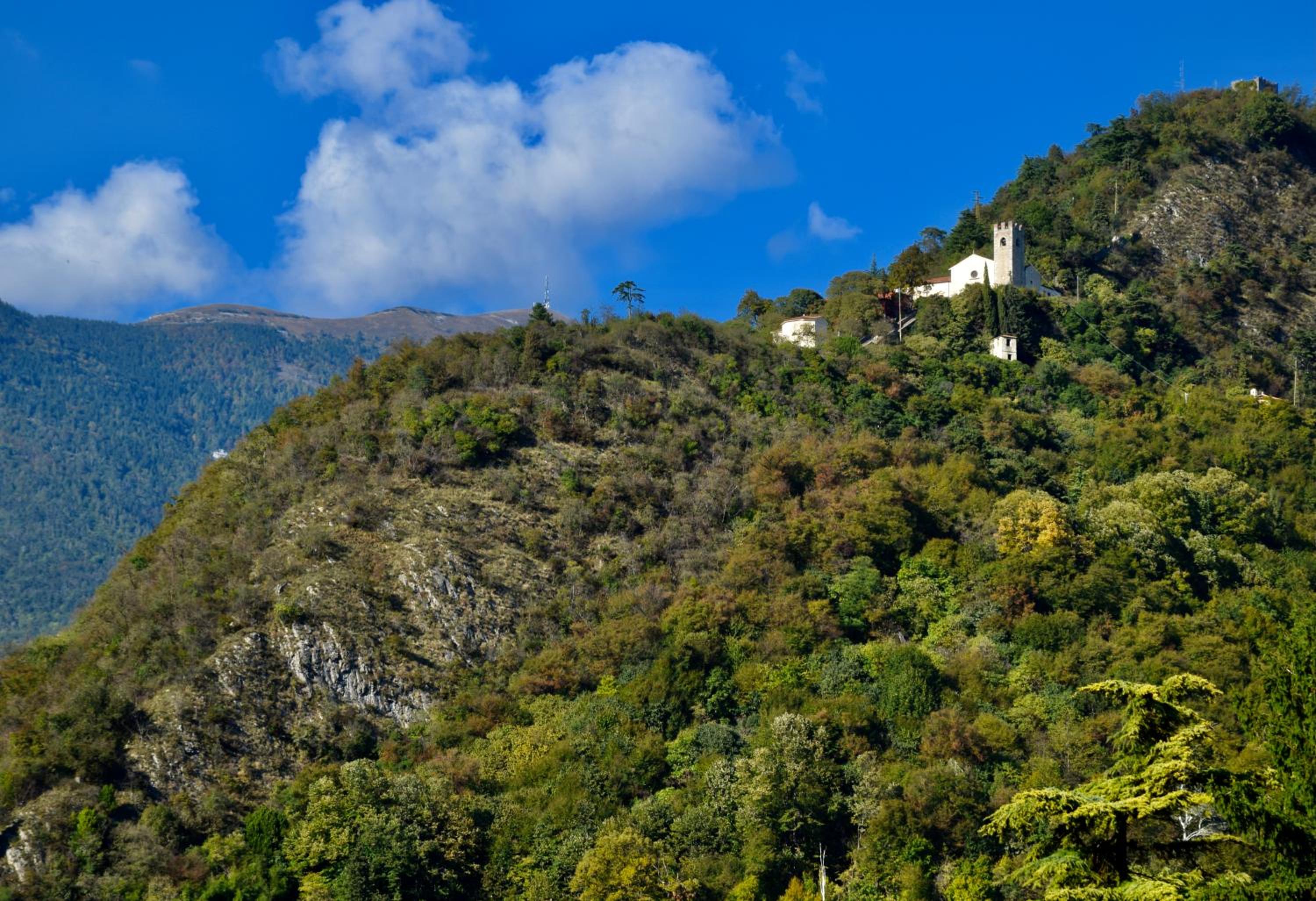 Double Room with Mountain View - Photo 8
