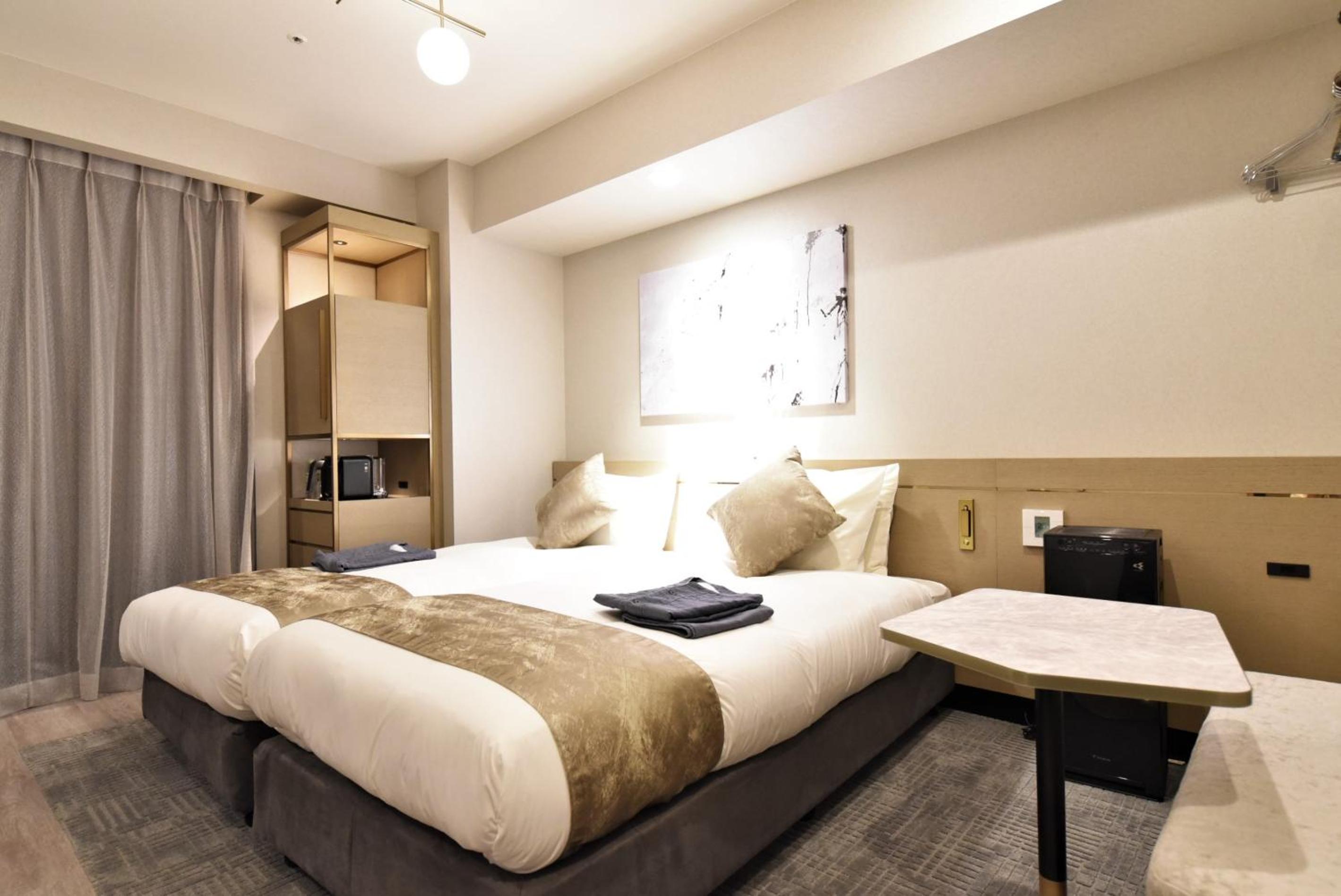 Basic Twin Room photo 1