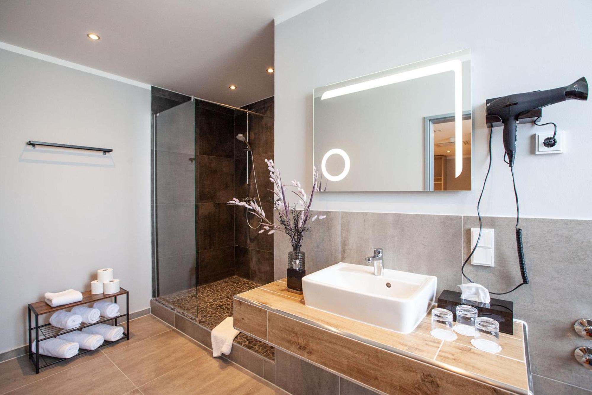 Comfort Triple Room With Shower photo 3