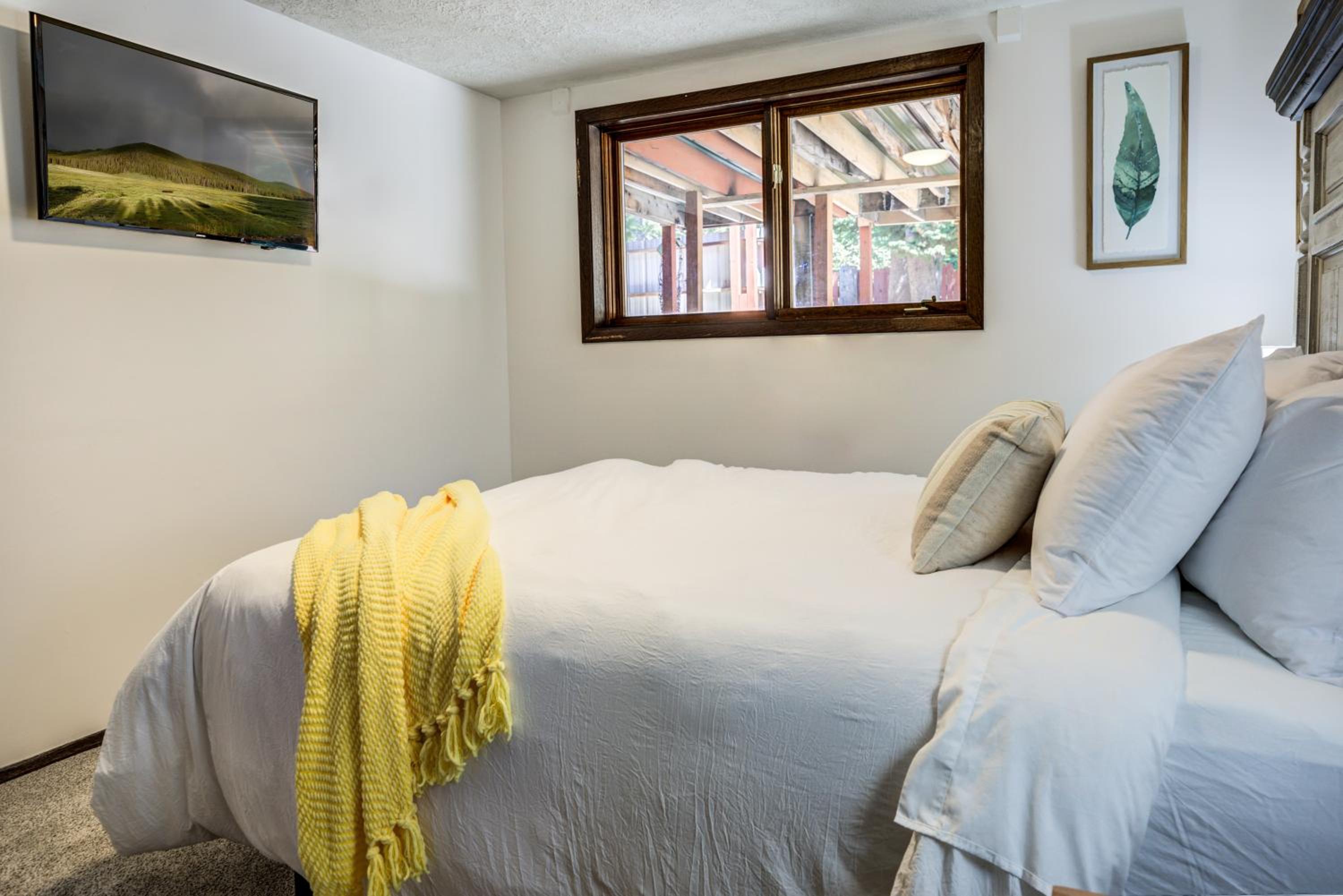 Four-Bedroom House - Photo 1