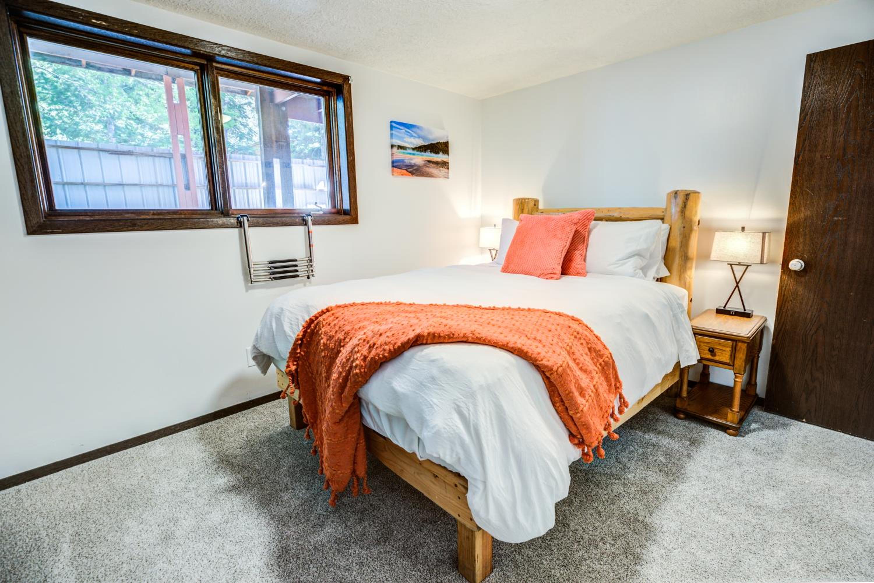 Four-Bedroom House - Photo 29