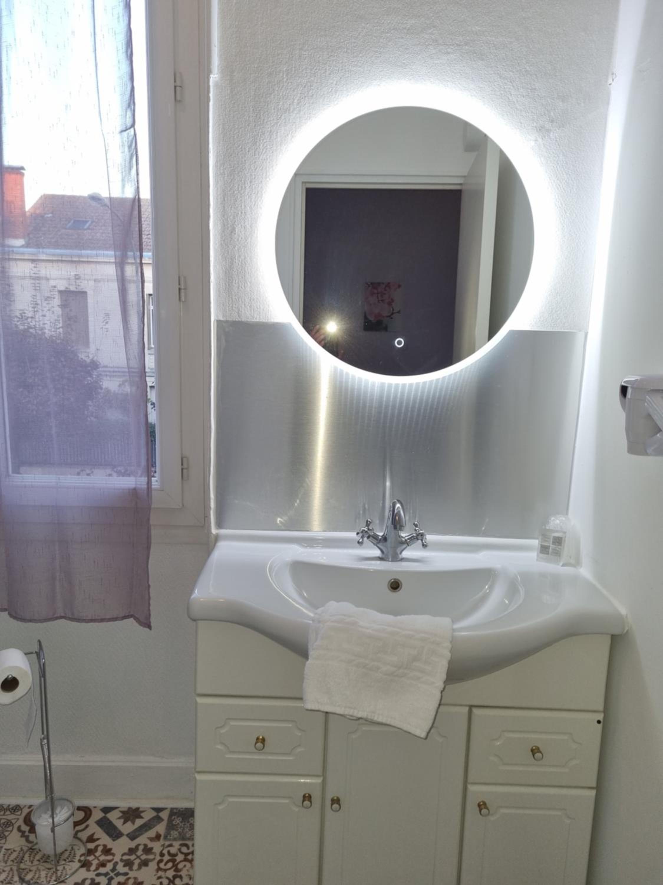 Superior King Room photo 1