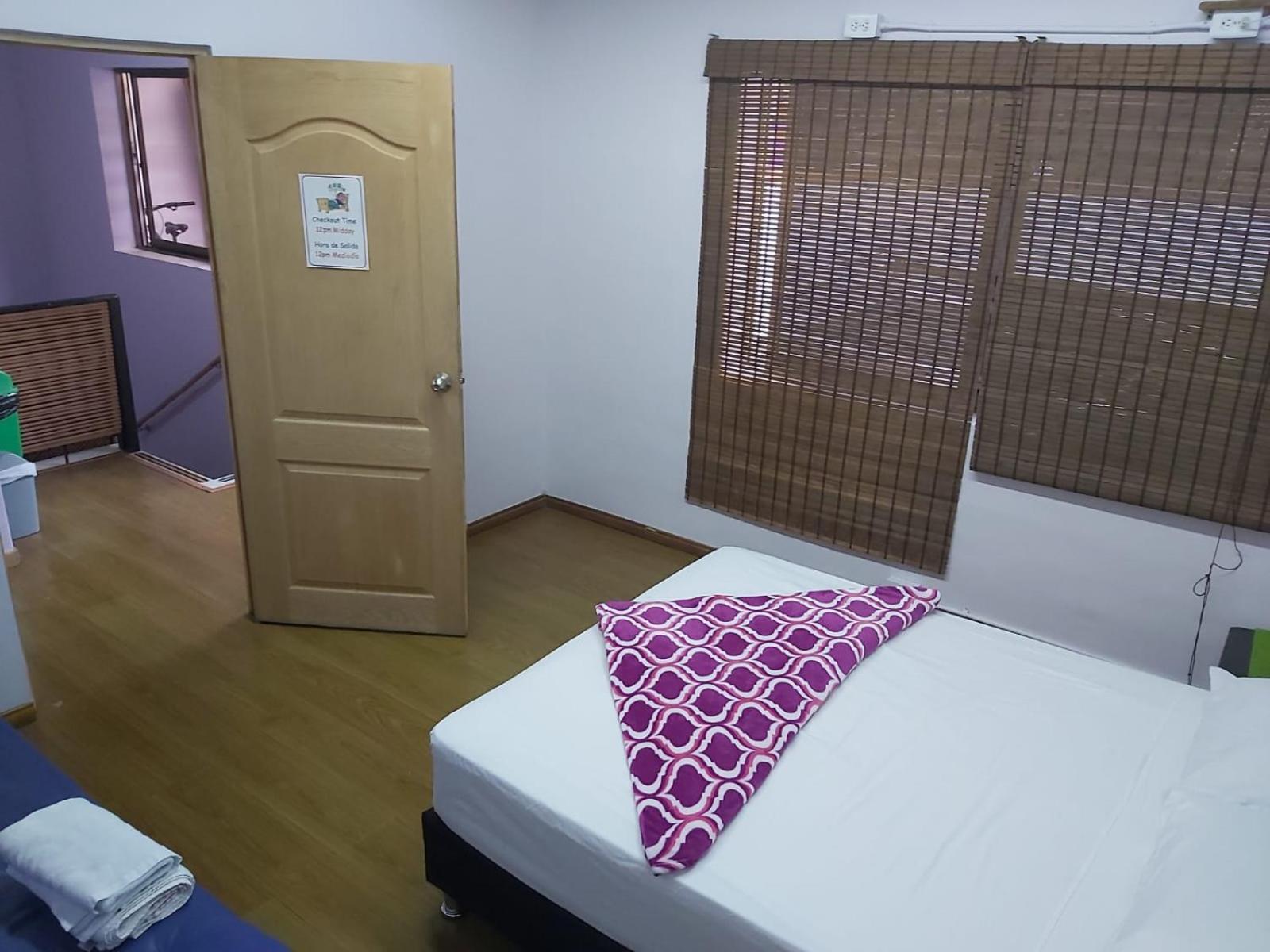 Large Double or Twin Room photo 3