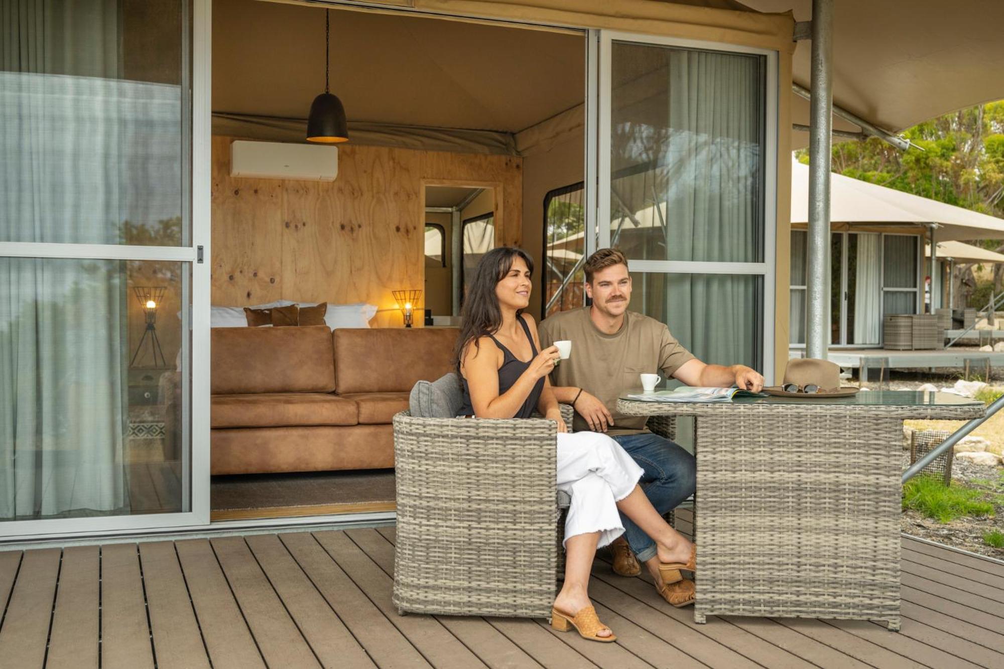 Seafront Eco Glamping Tent - Adult Only - Photo 4
