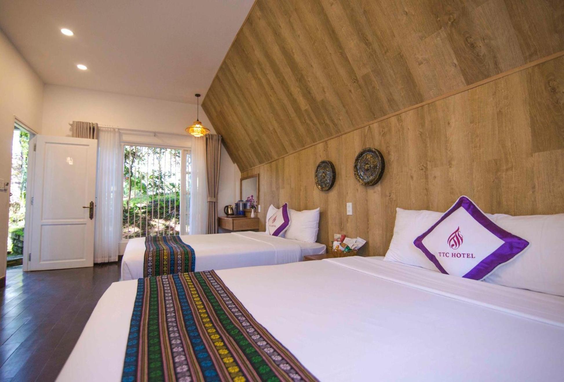 Bungalow Valley View 2 Queen Beds
