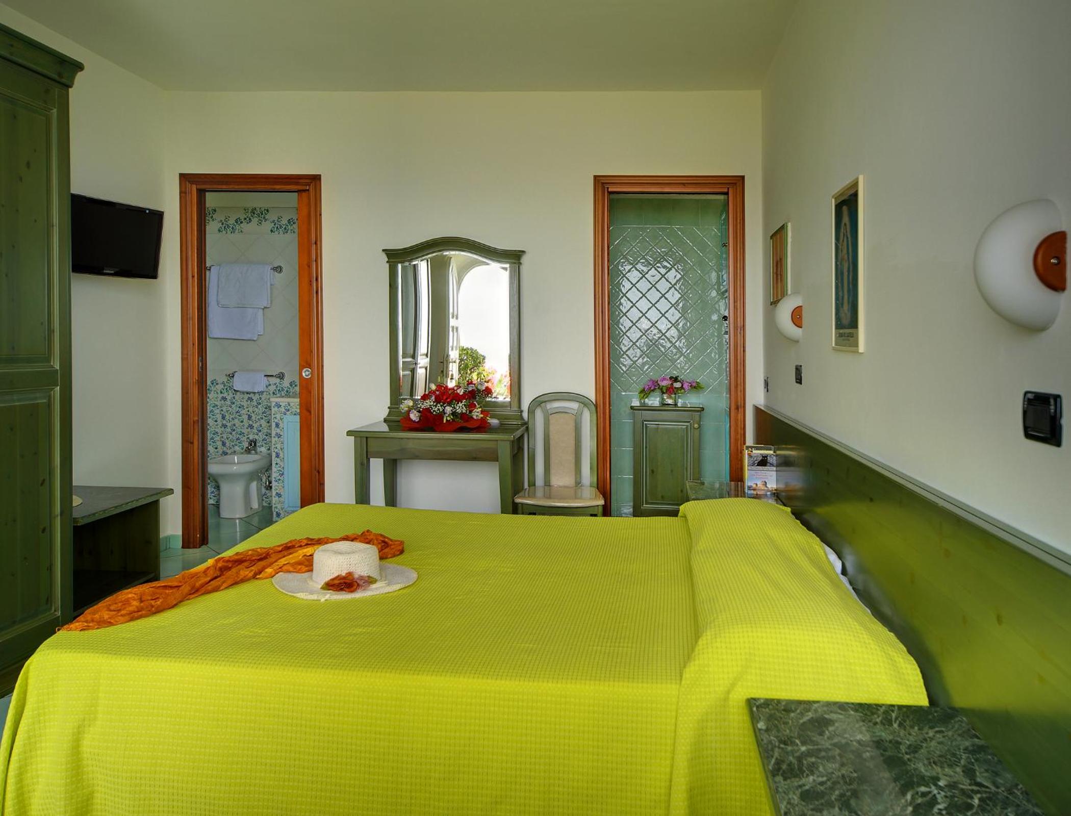 Studio - Ground Floor