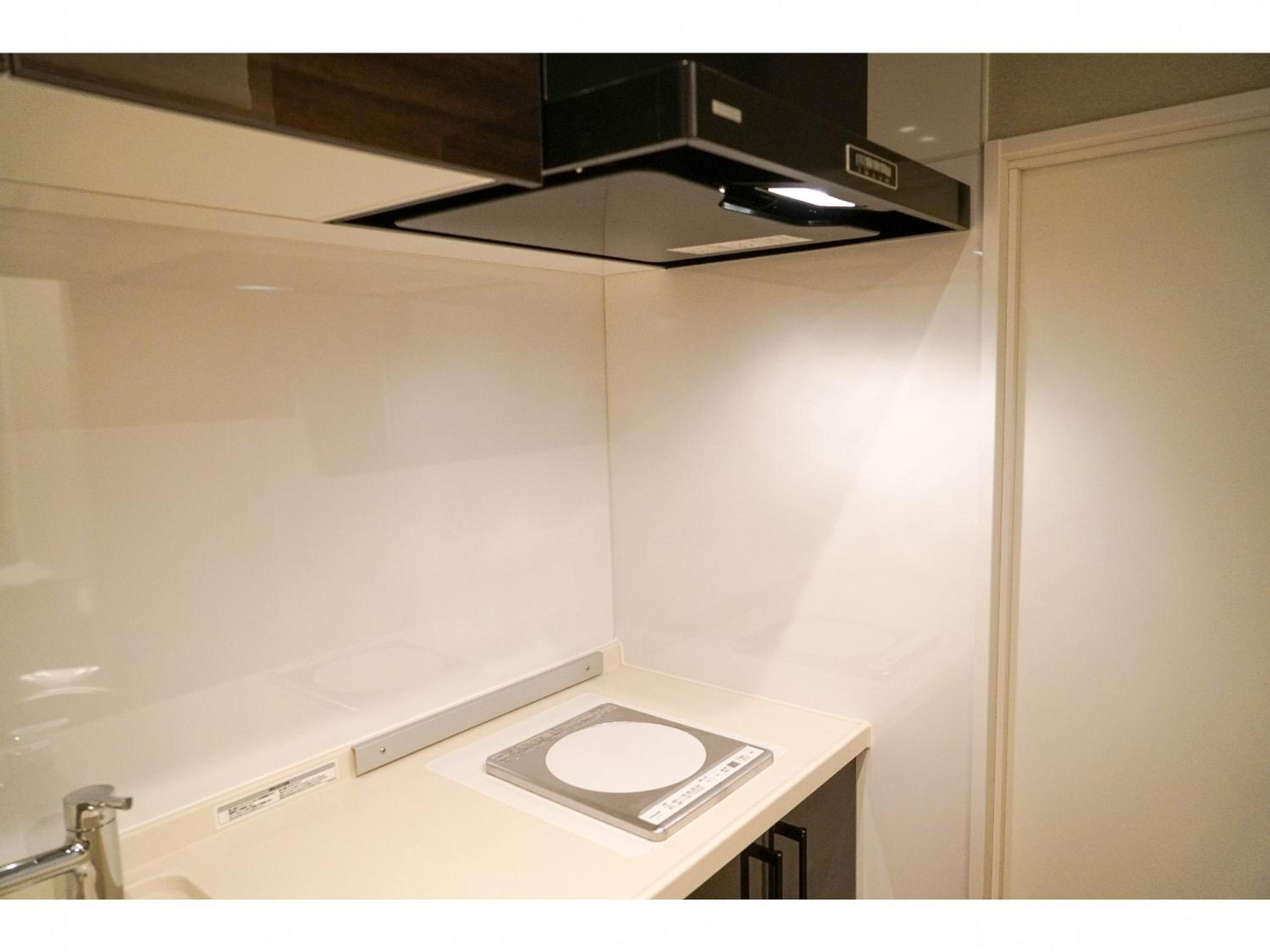 Quadruple Room with Private Bathroom - Photo 2