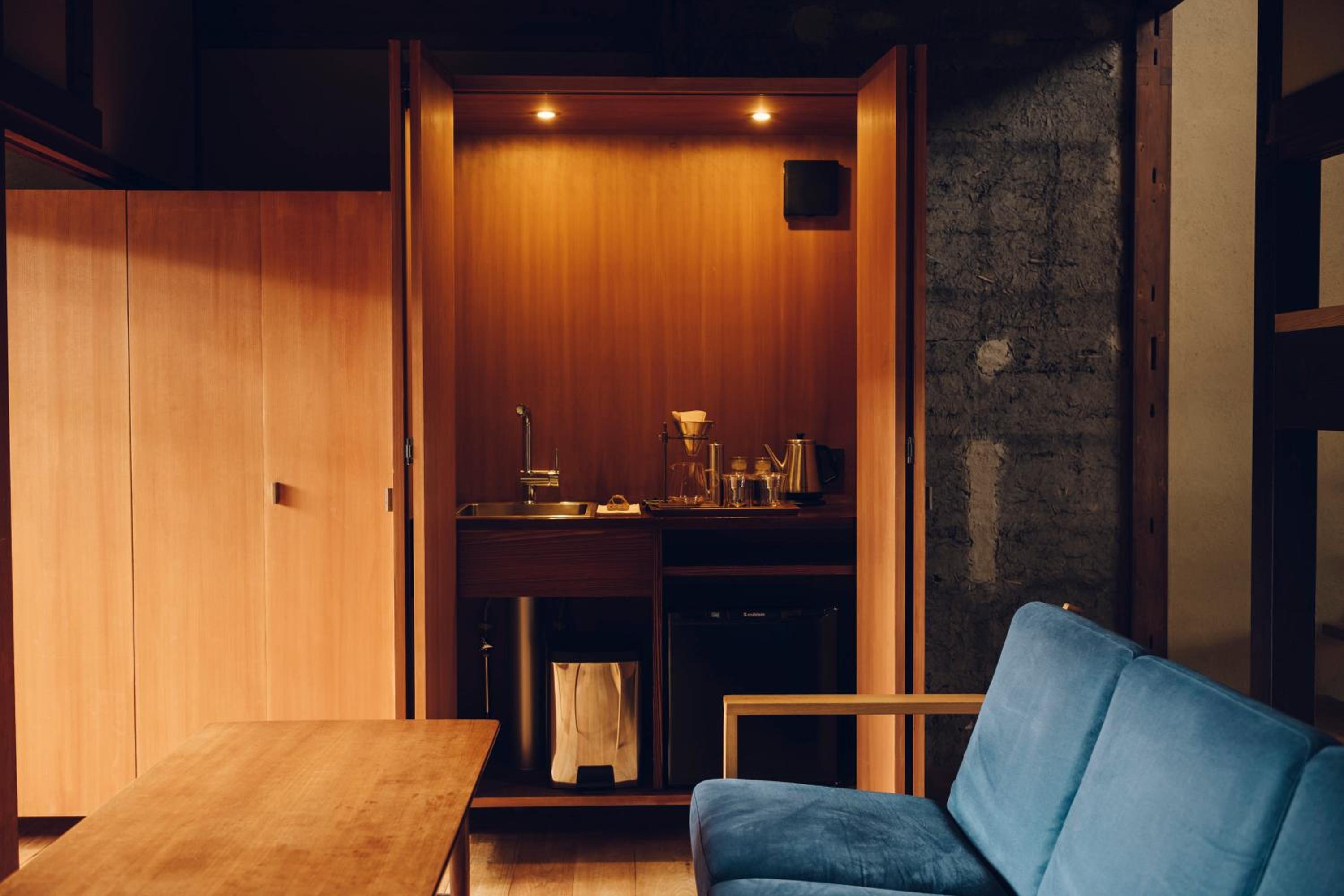 Two-Bedroom House - Photo 11