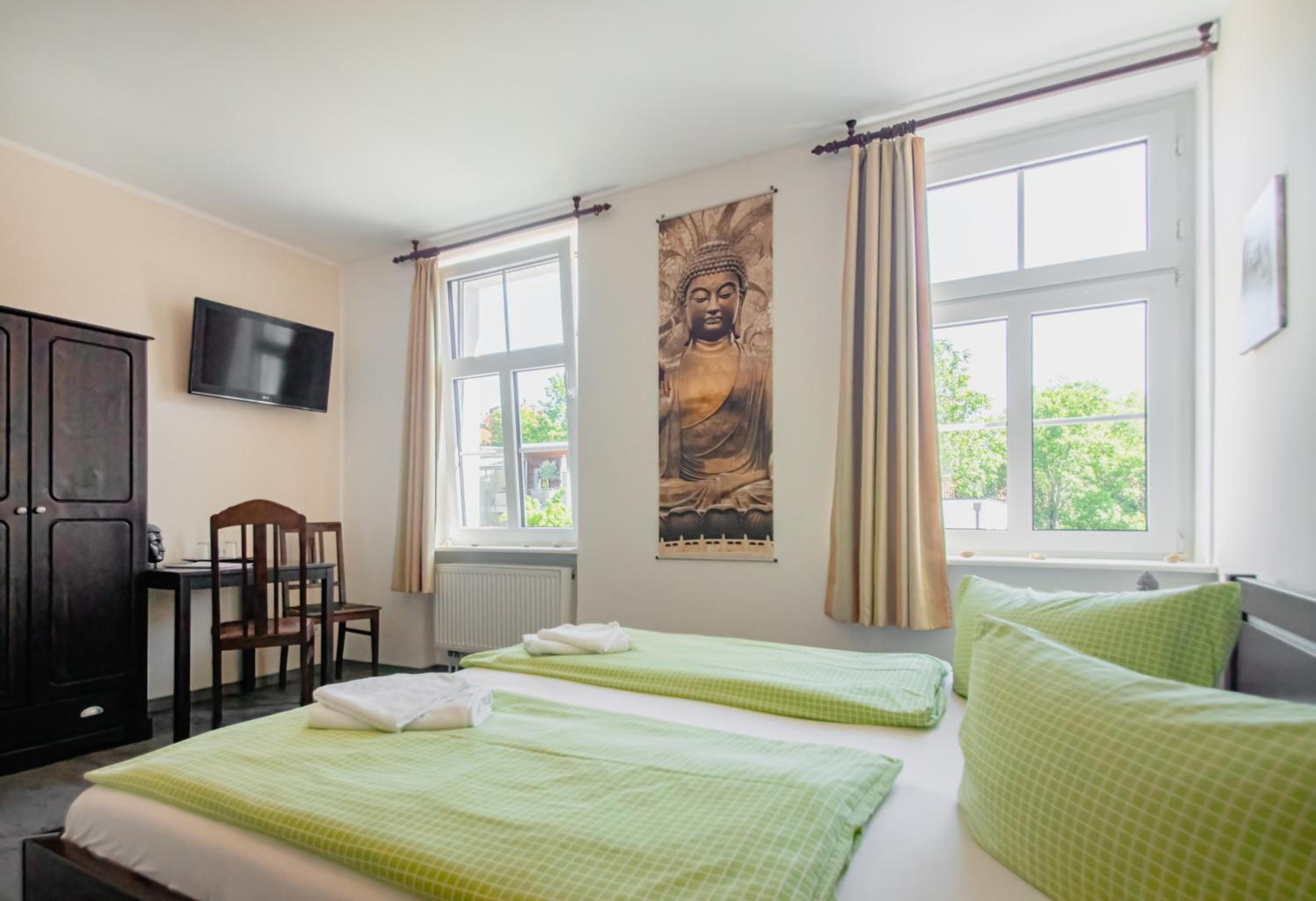 Large Double Room
