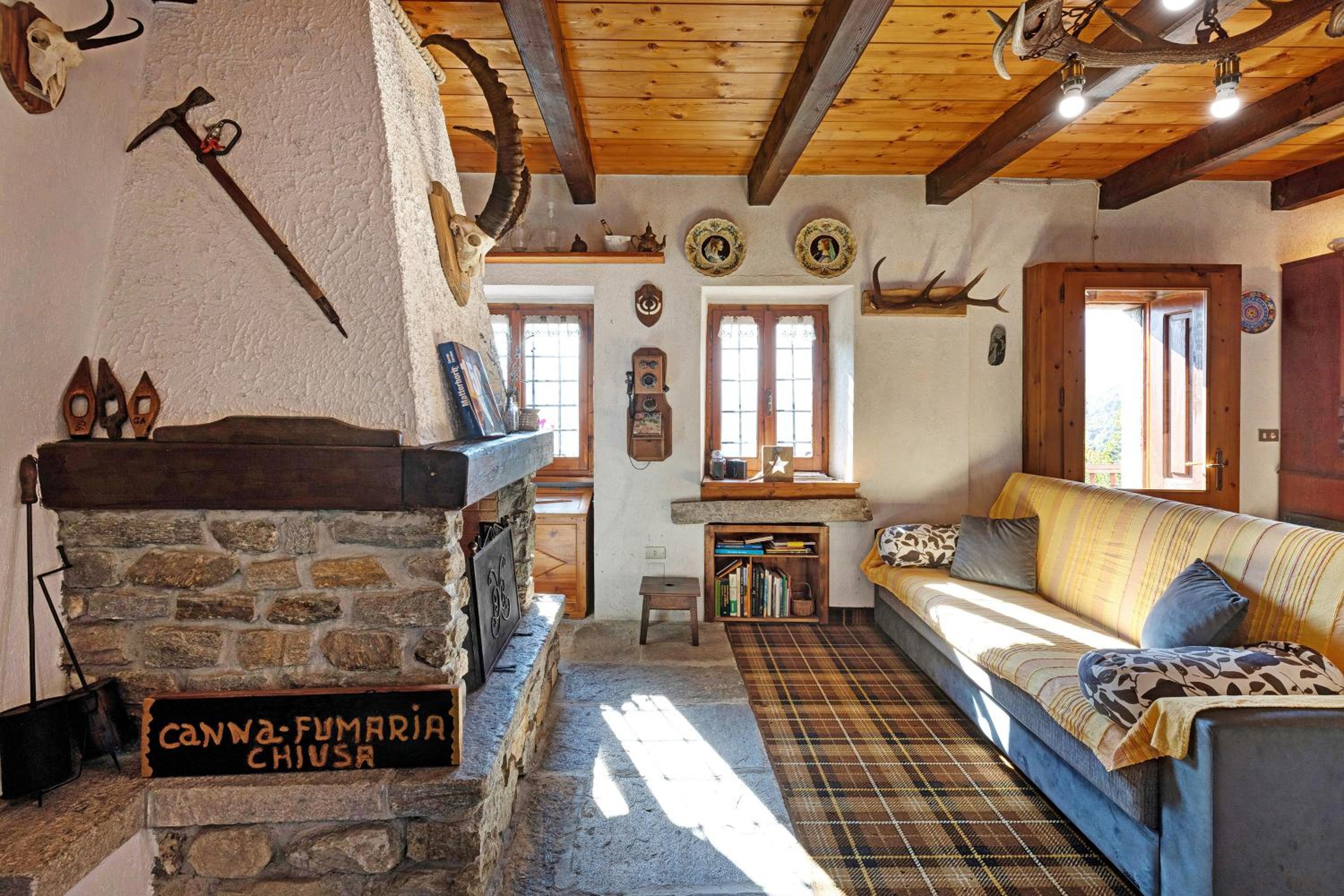 Two-Bedroom House - Photo 14