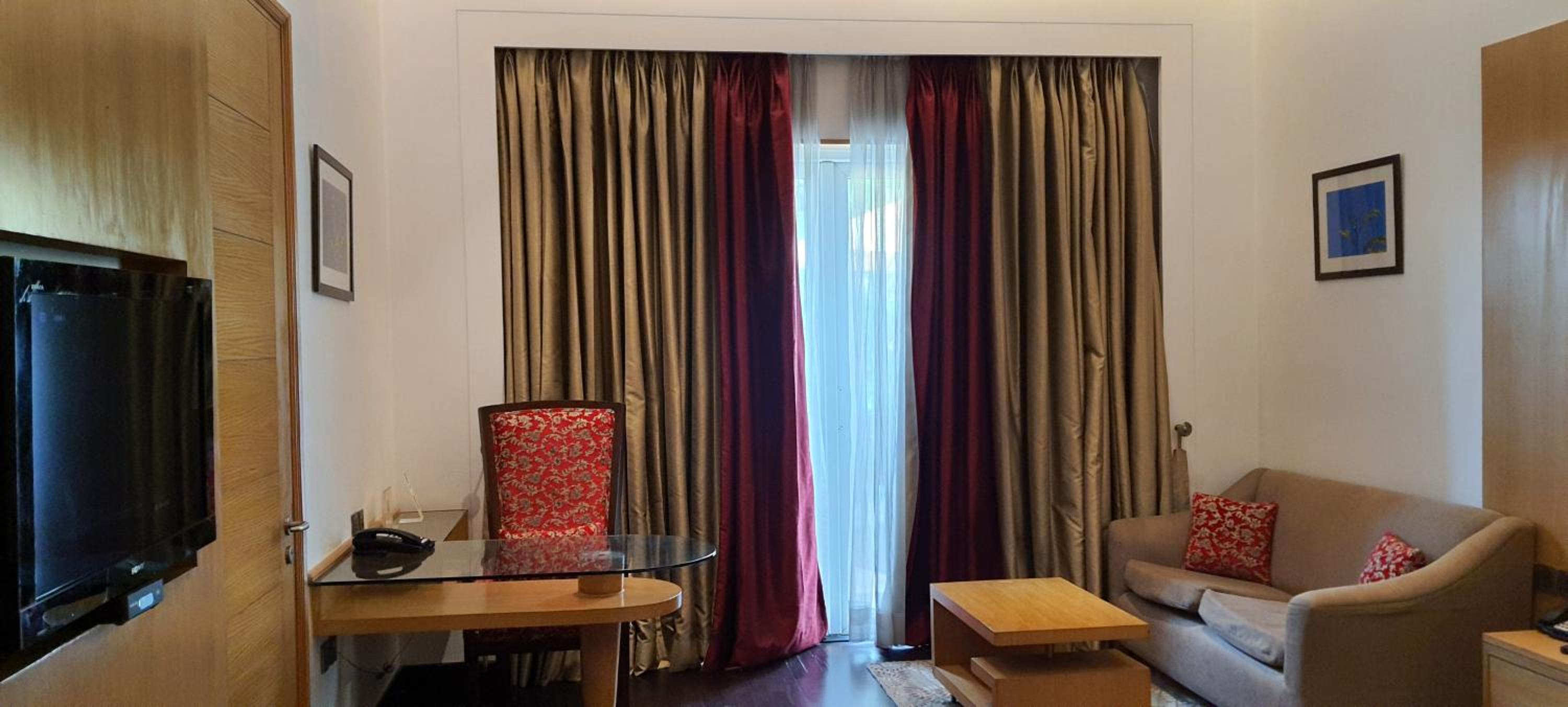 Deluxe Double or Twin Room photo 3