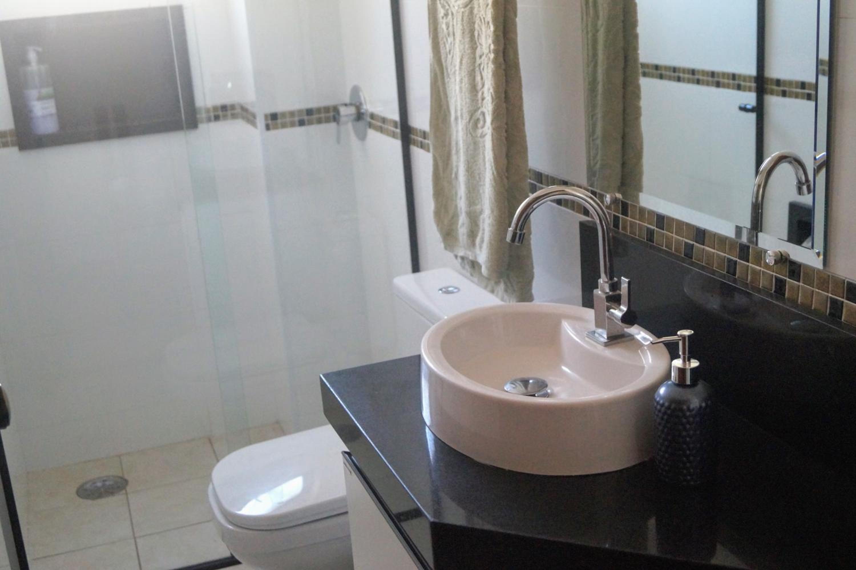 Double Room With Shared Bathroom photo 2