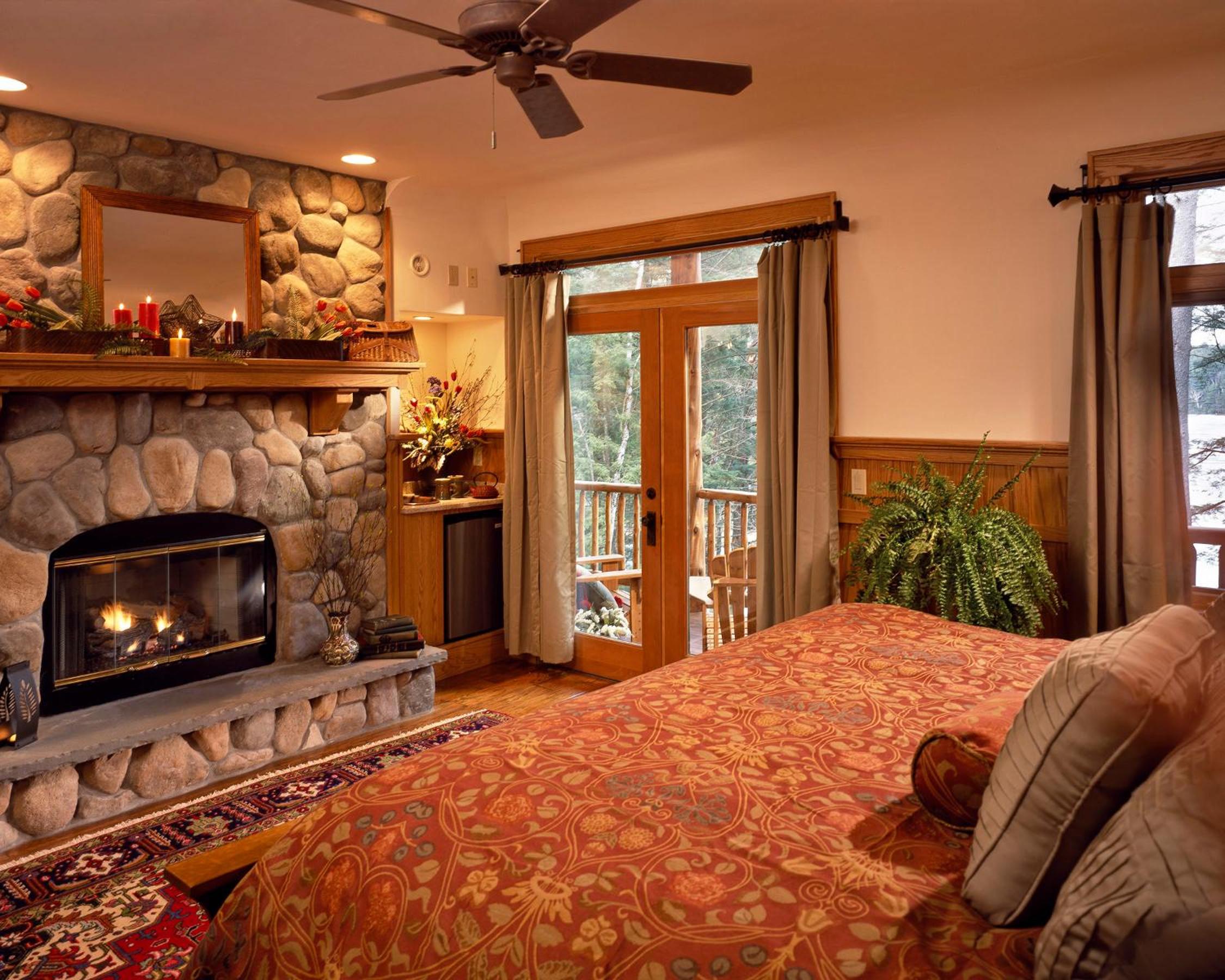 Deluxe King Room photo 1
