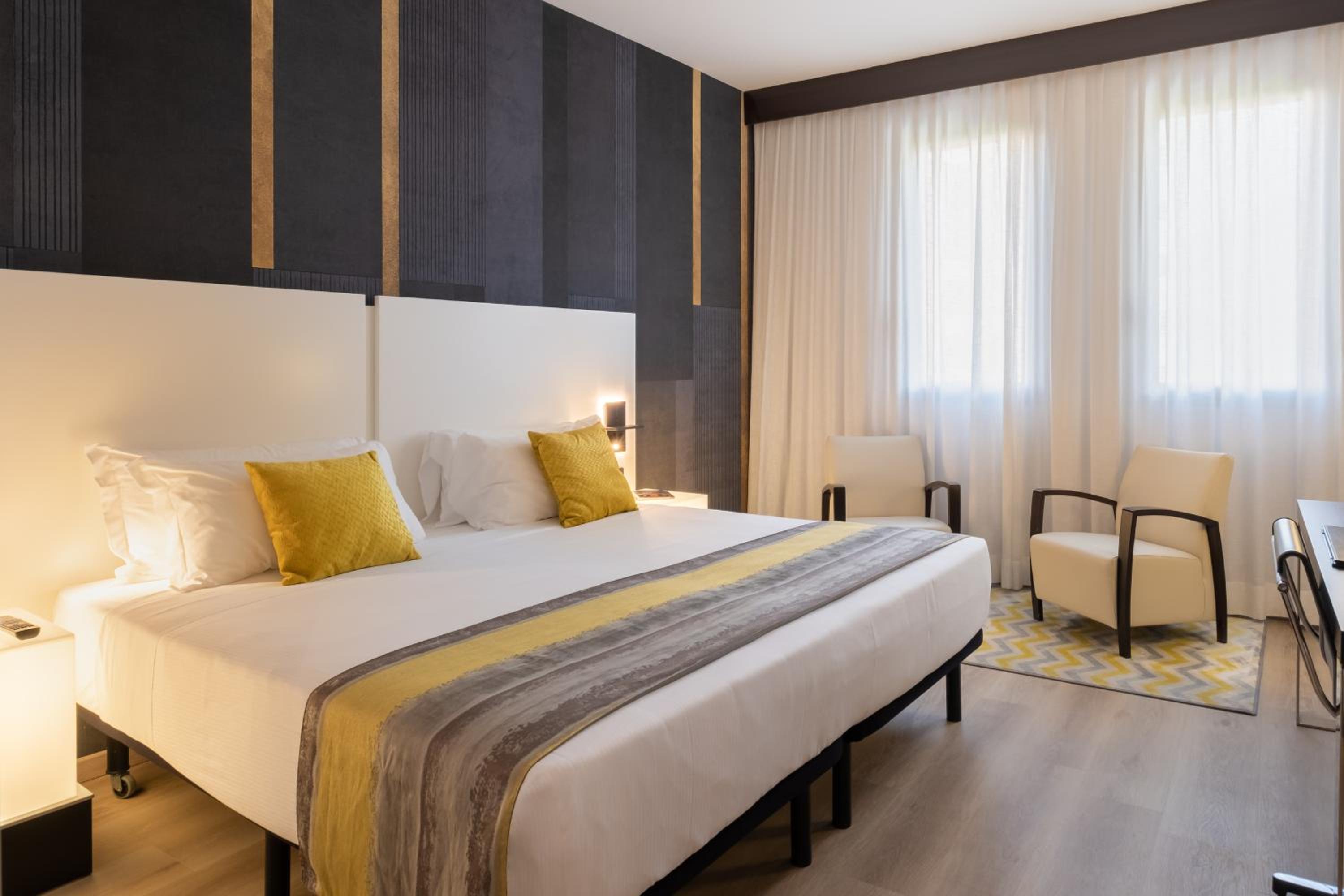 Double Room - Photo 1