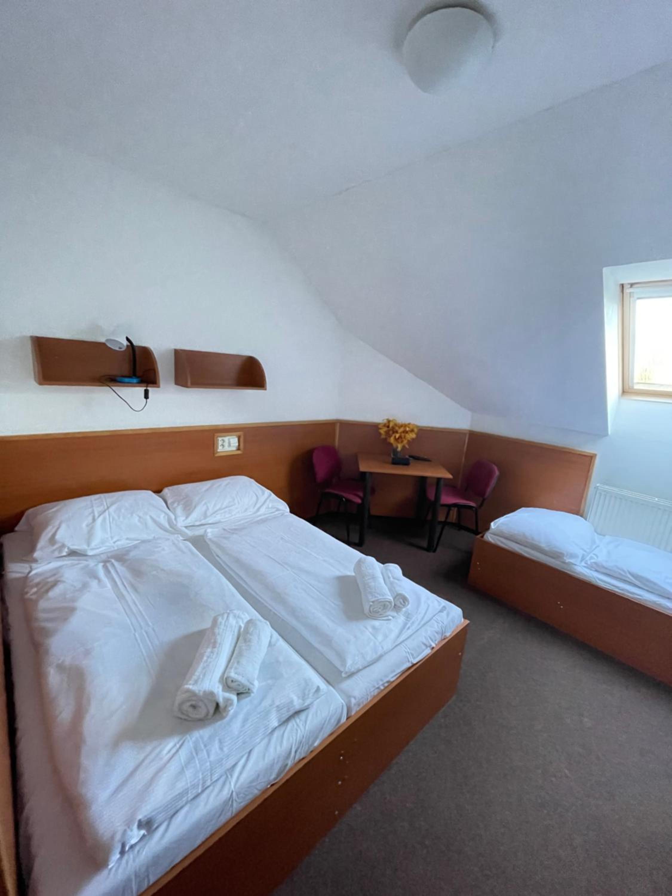 Triple Room - Photo 1