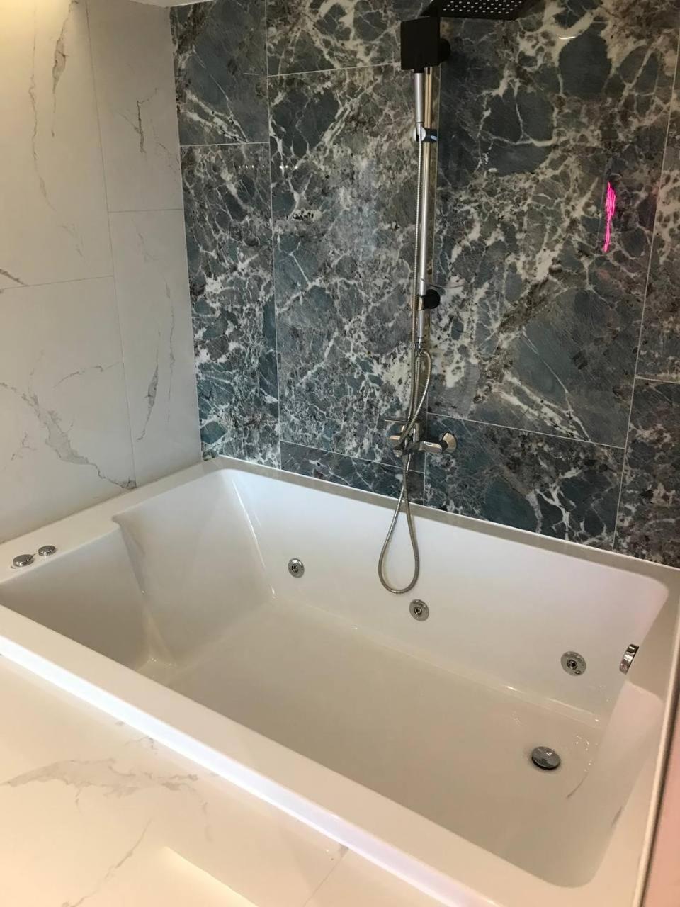 Junior Suite - Photo 19