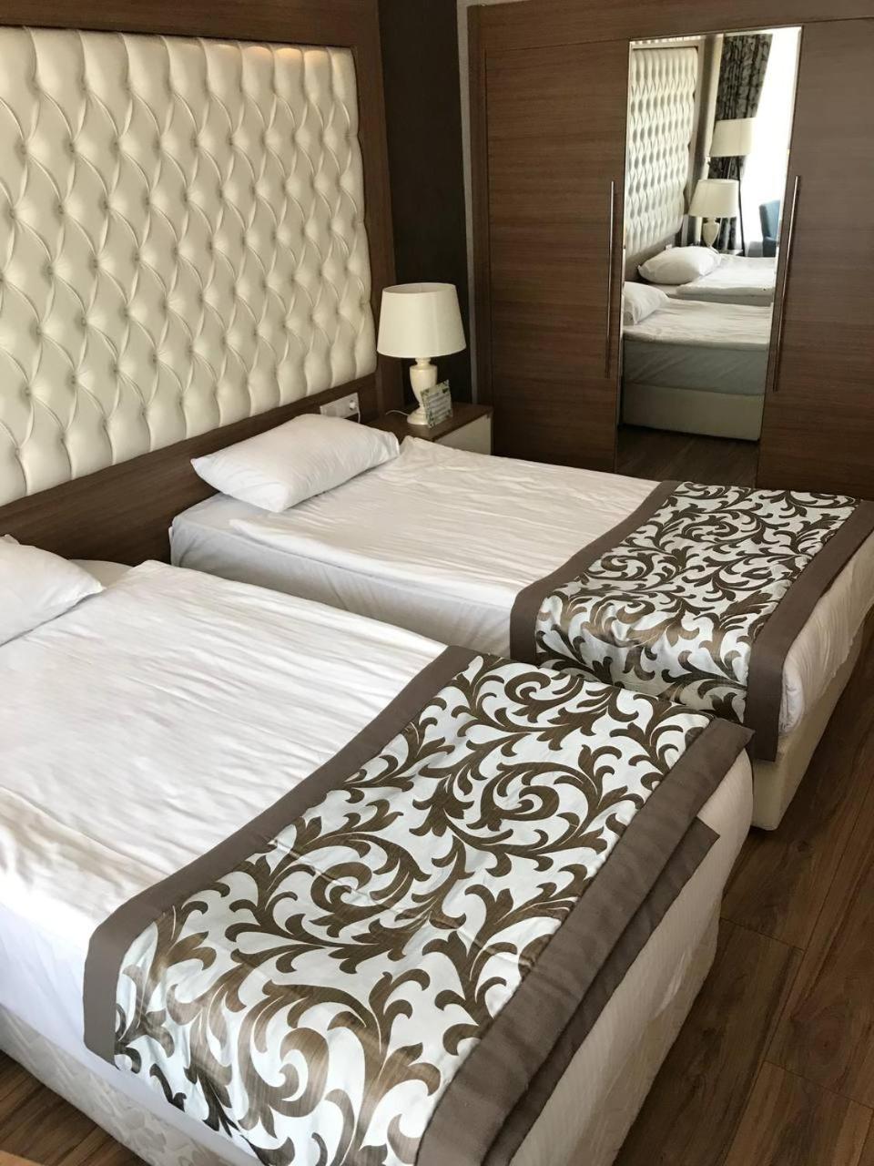 Twin Room - Photo 4
