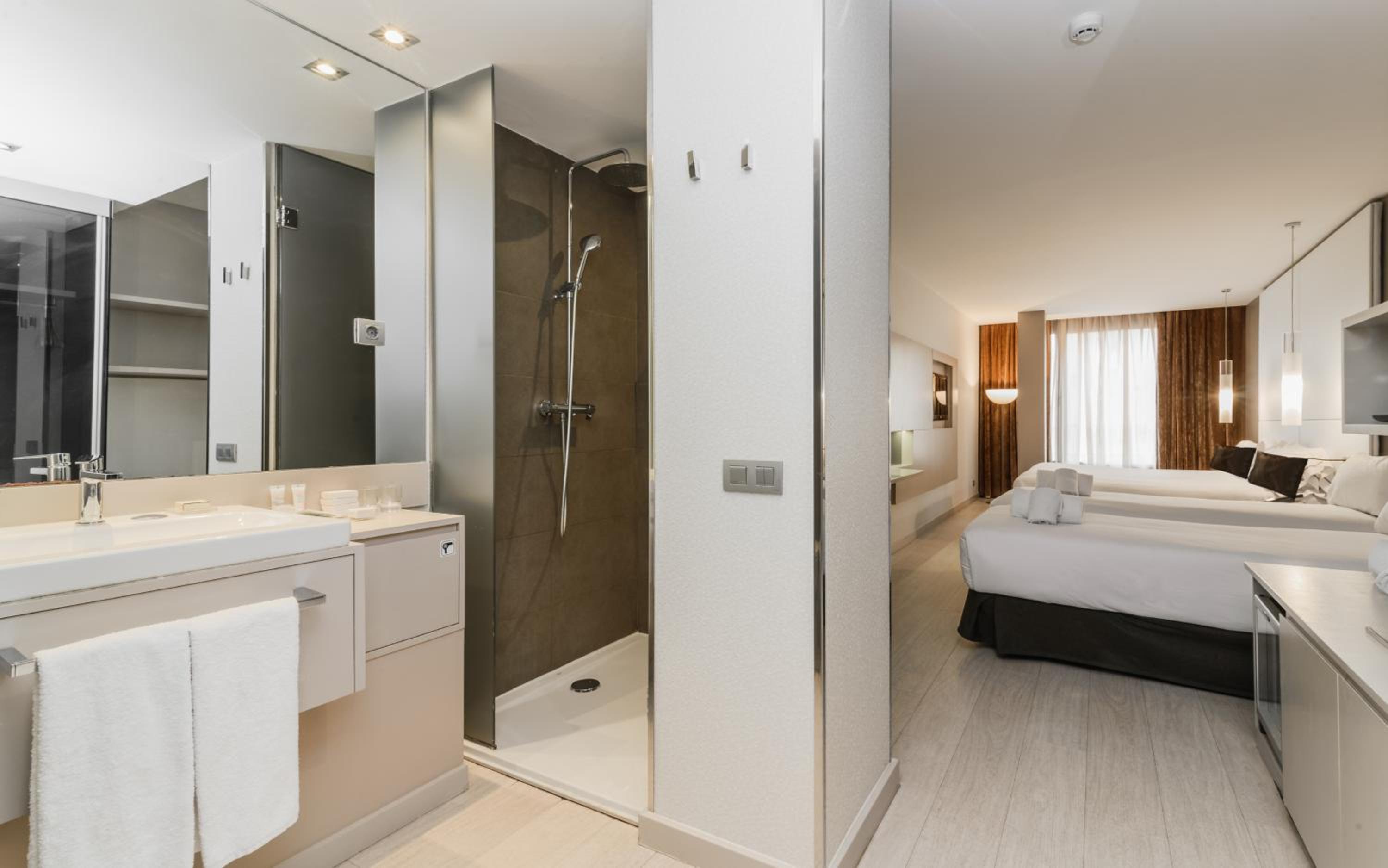 Quadruple Room photo 3
