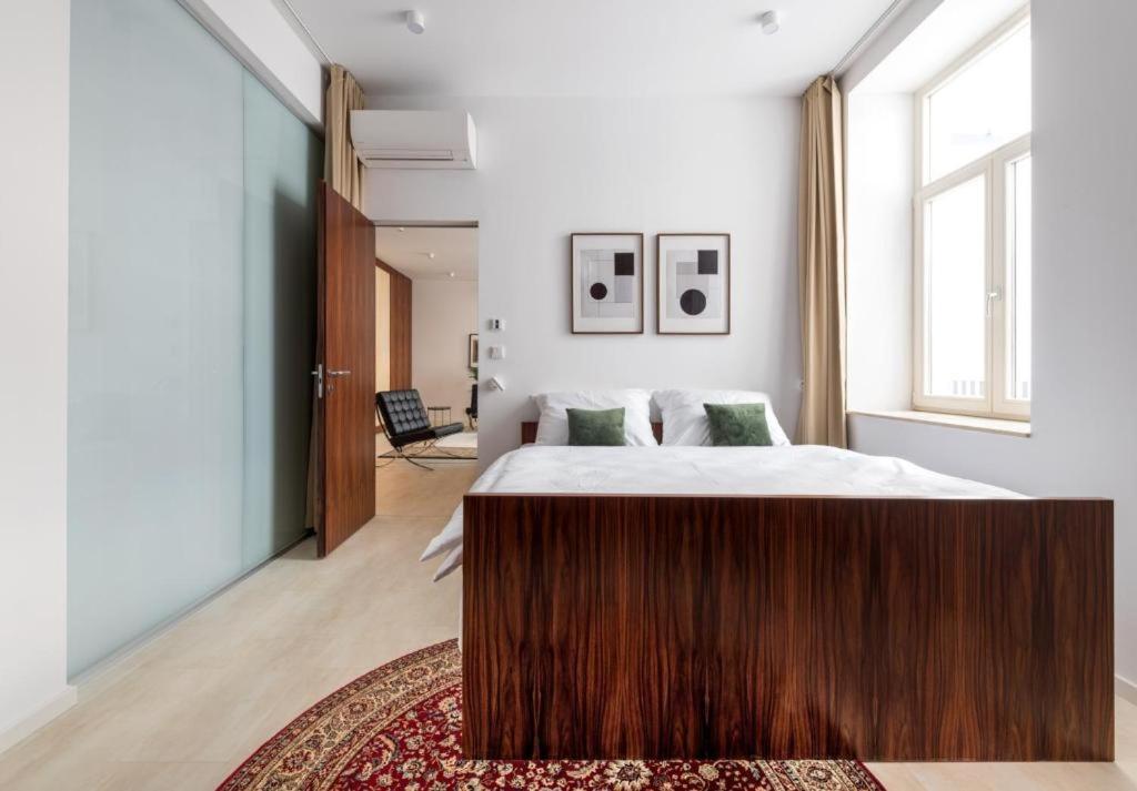 Suite photo 1