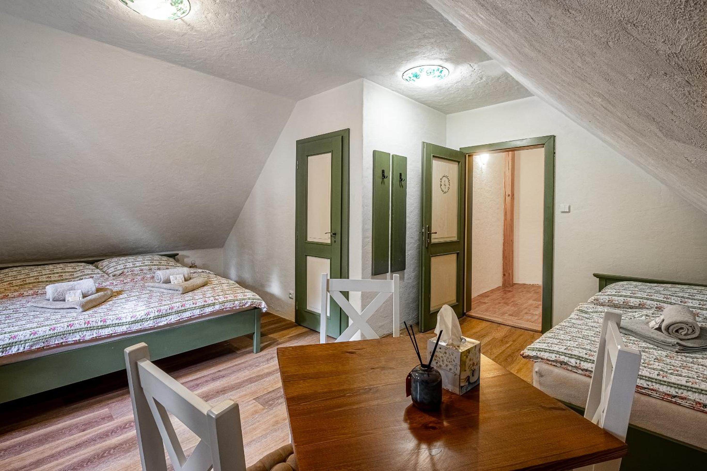 Triple Room photo 1