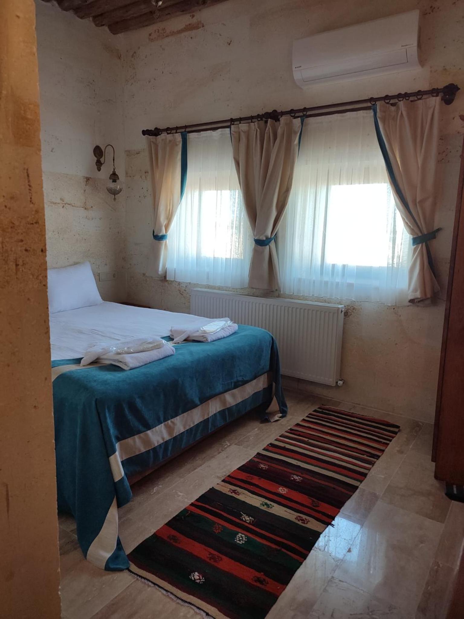 Budget Double Room - Photo 1