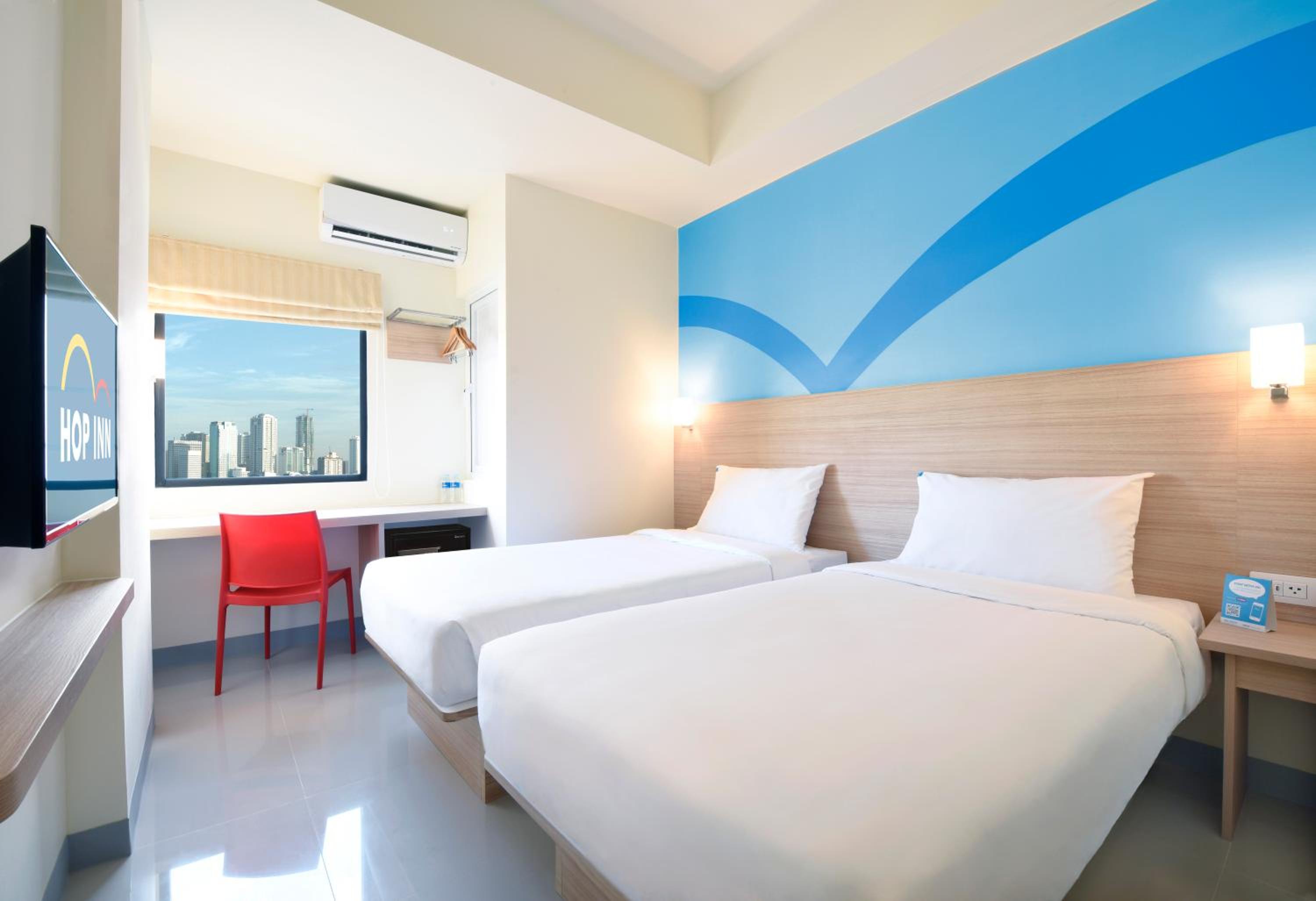 Standard Twin Room - Photo 4