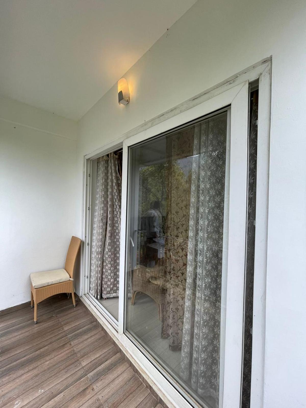Suite - Photo 8