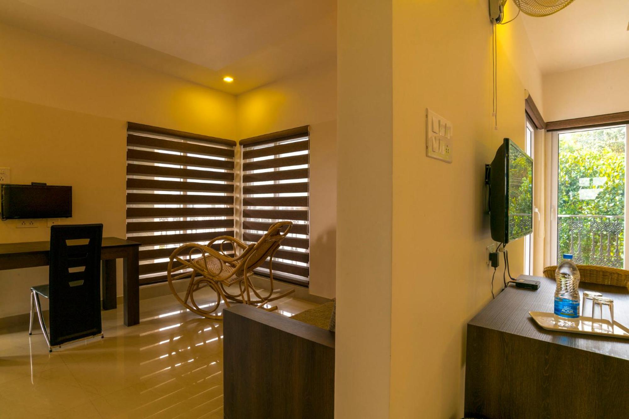 Suite - Photo 6