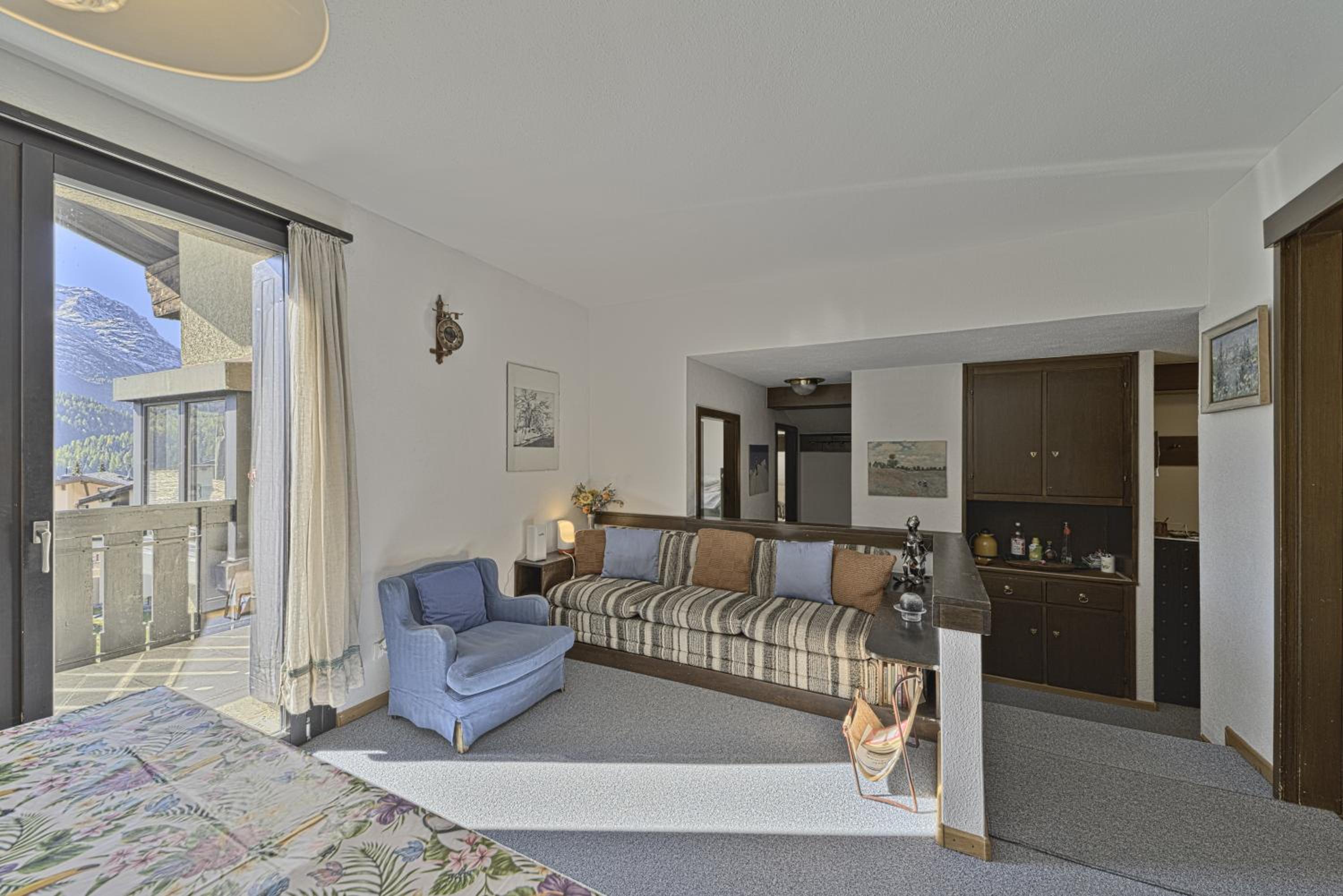 Apartment With Mountain View photo 2