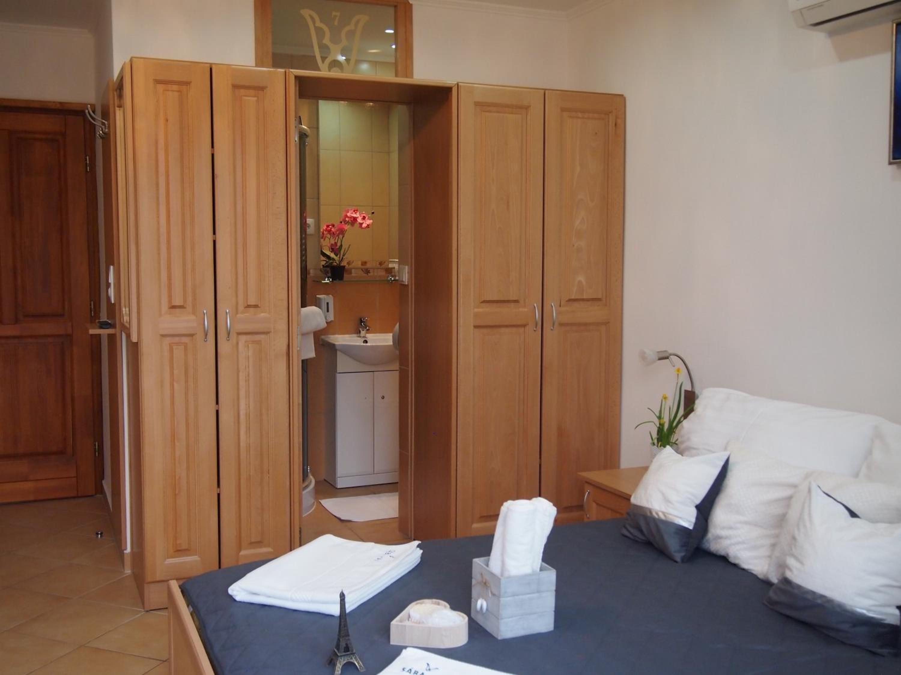 Apartment - Photo 15