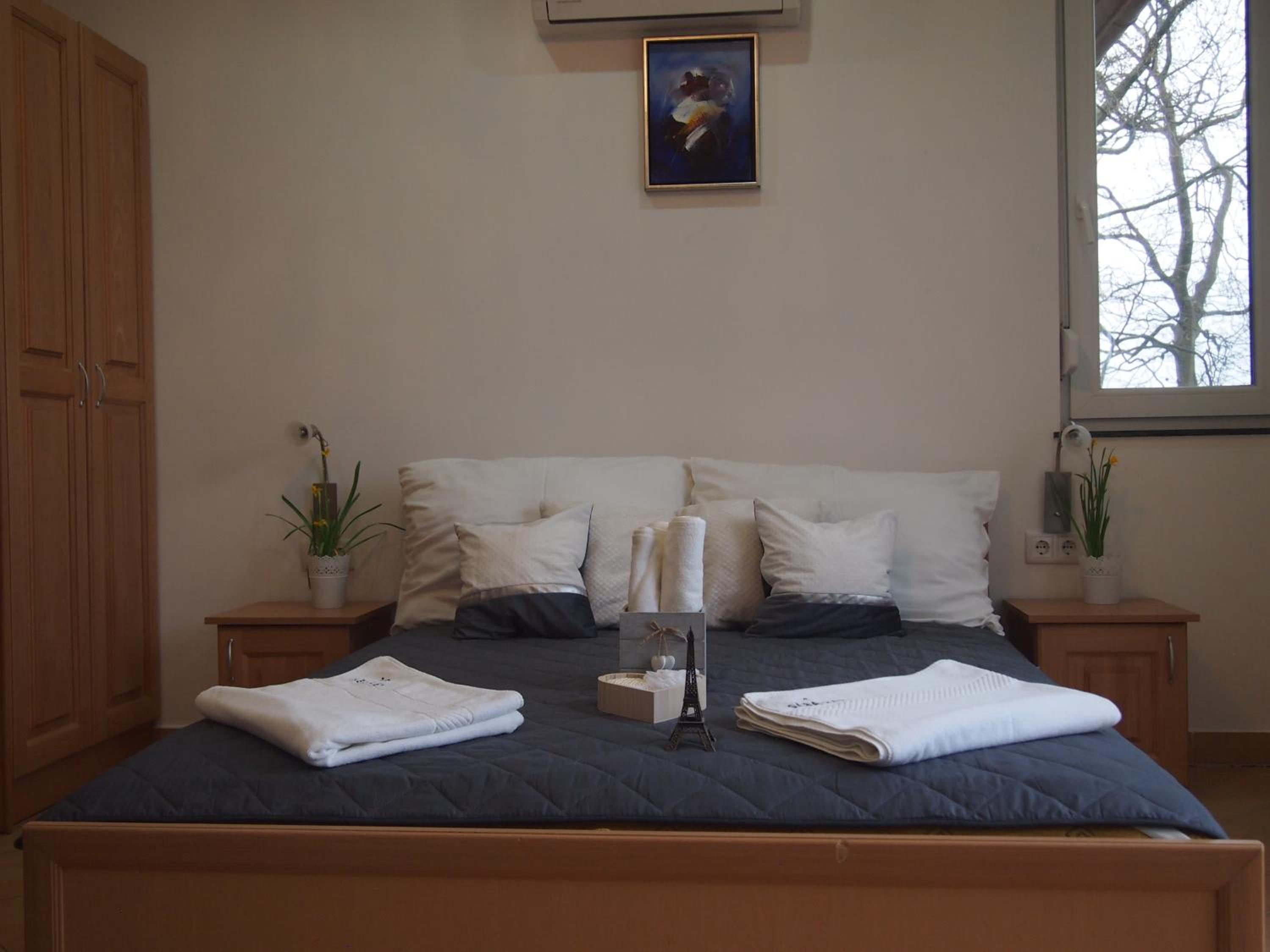 Apartment - Photo 19