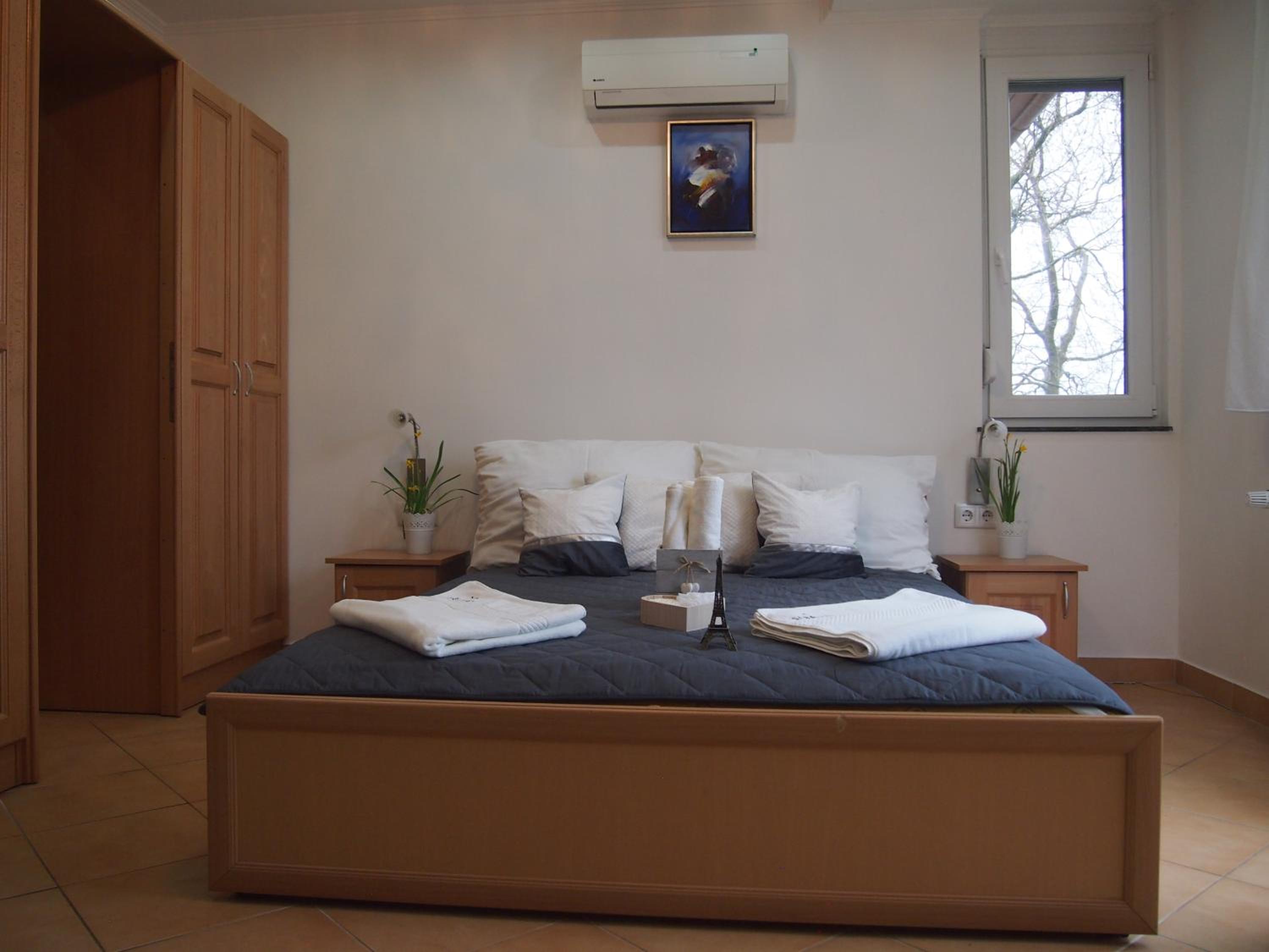 Apartment - Photo 10
