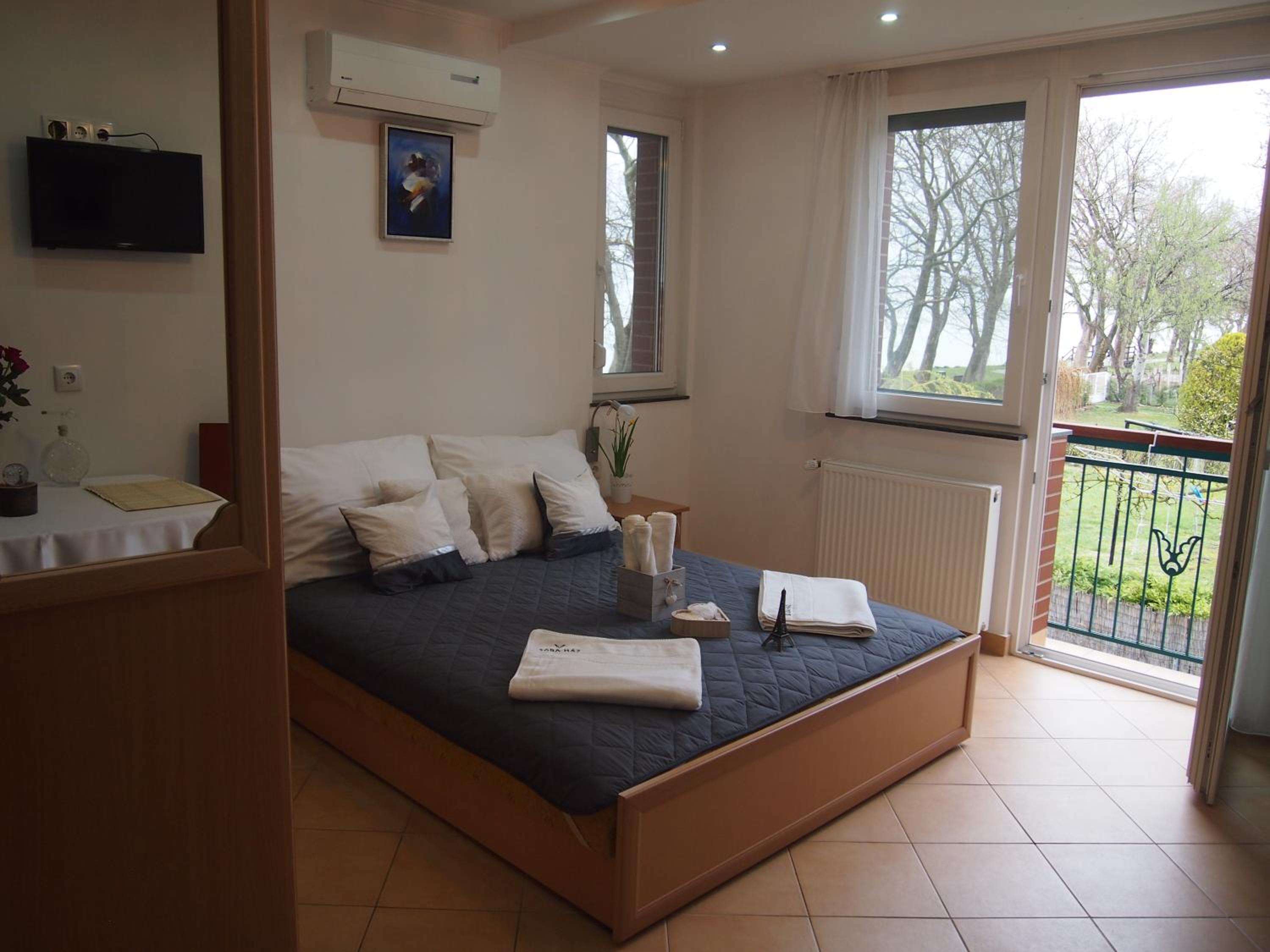 Apartment - Photo 8