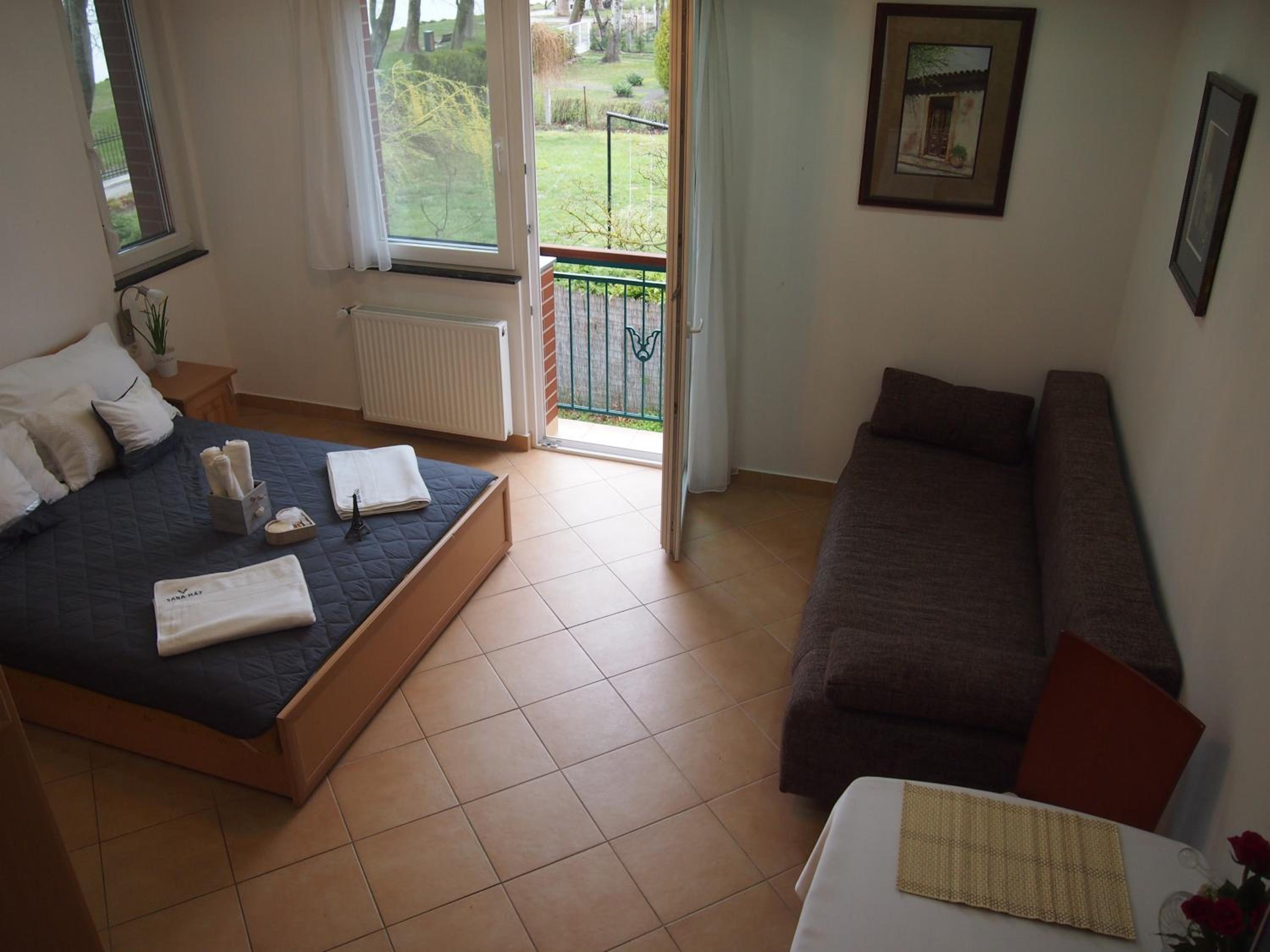 Apartment - Photo 11