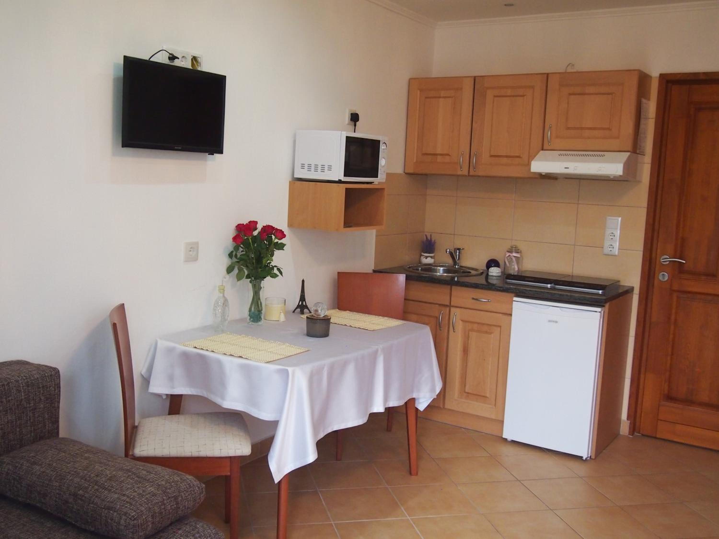 Apartment - Photo 14