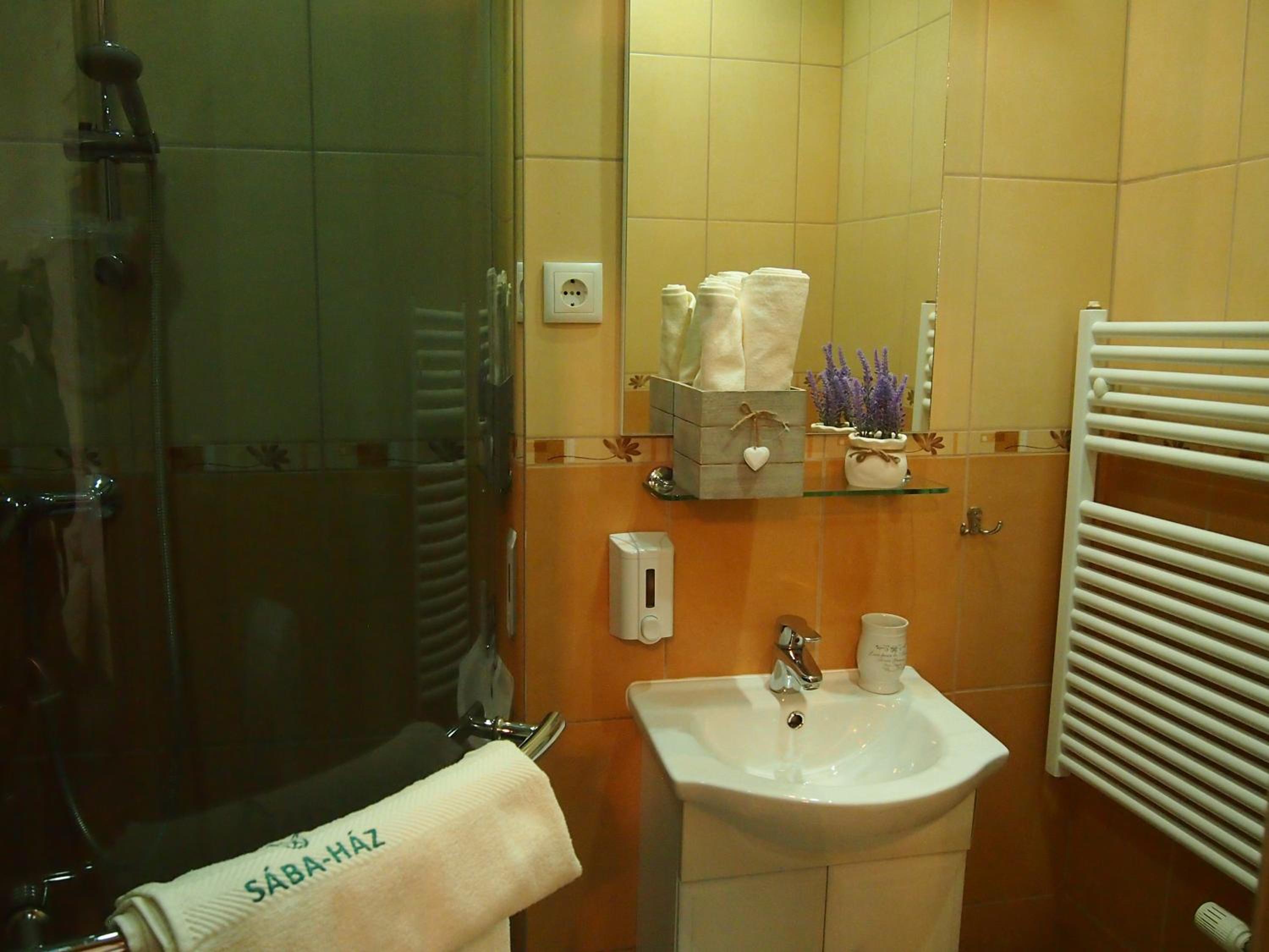 Studio Apartment - Photo 10
