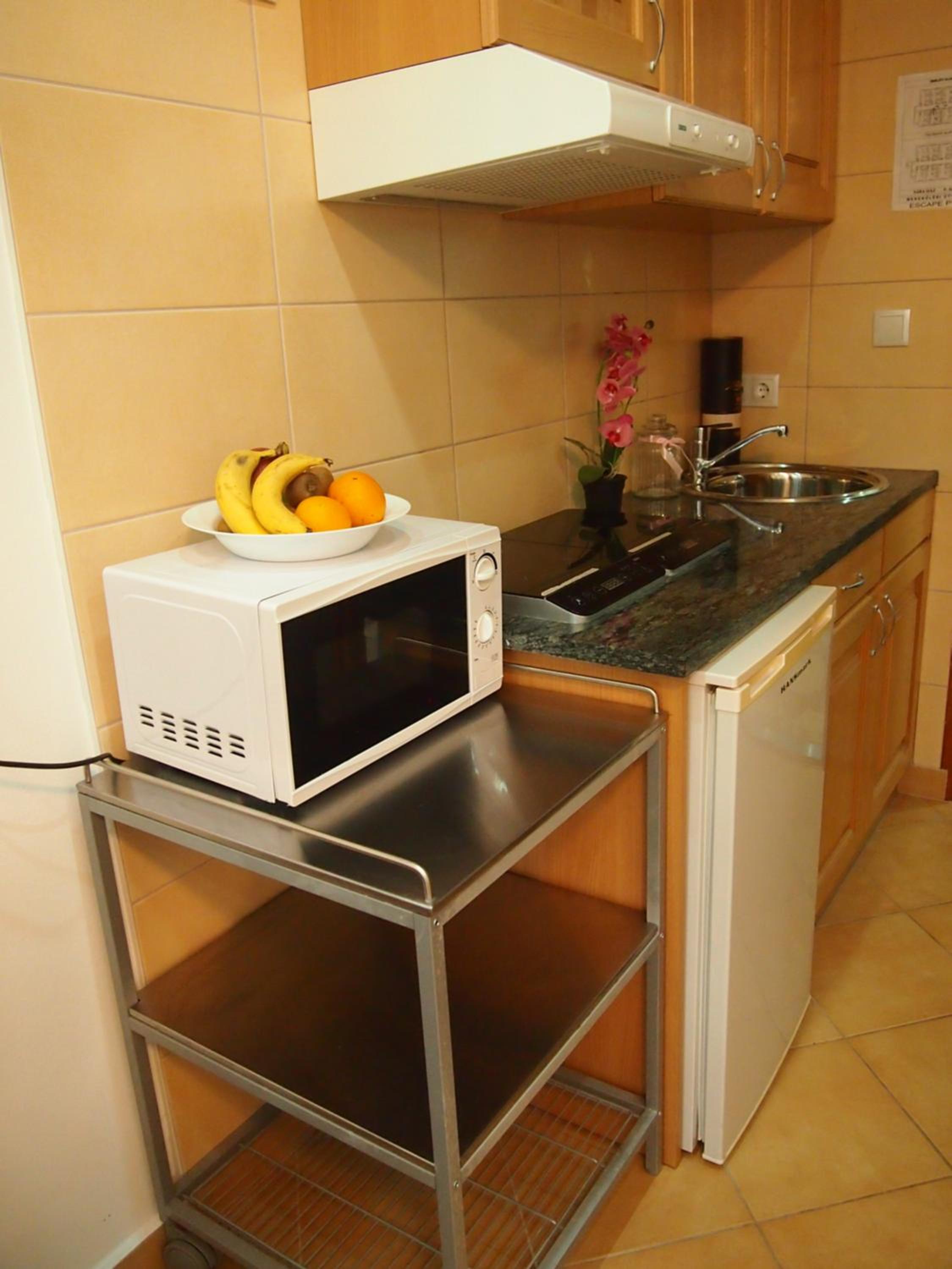 Studio Apartment - Photo 6