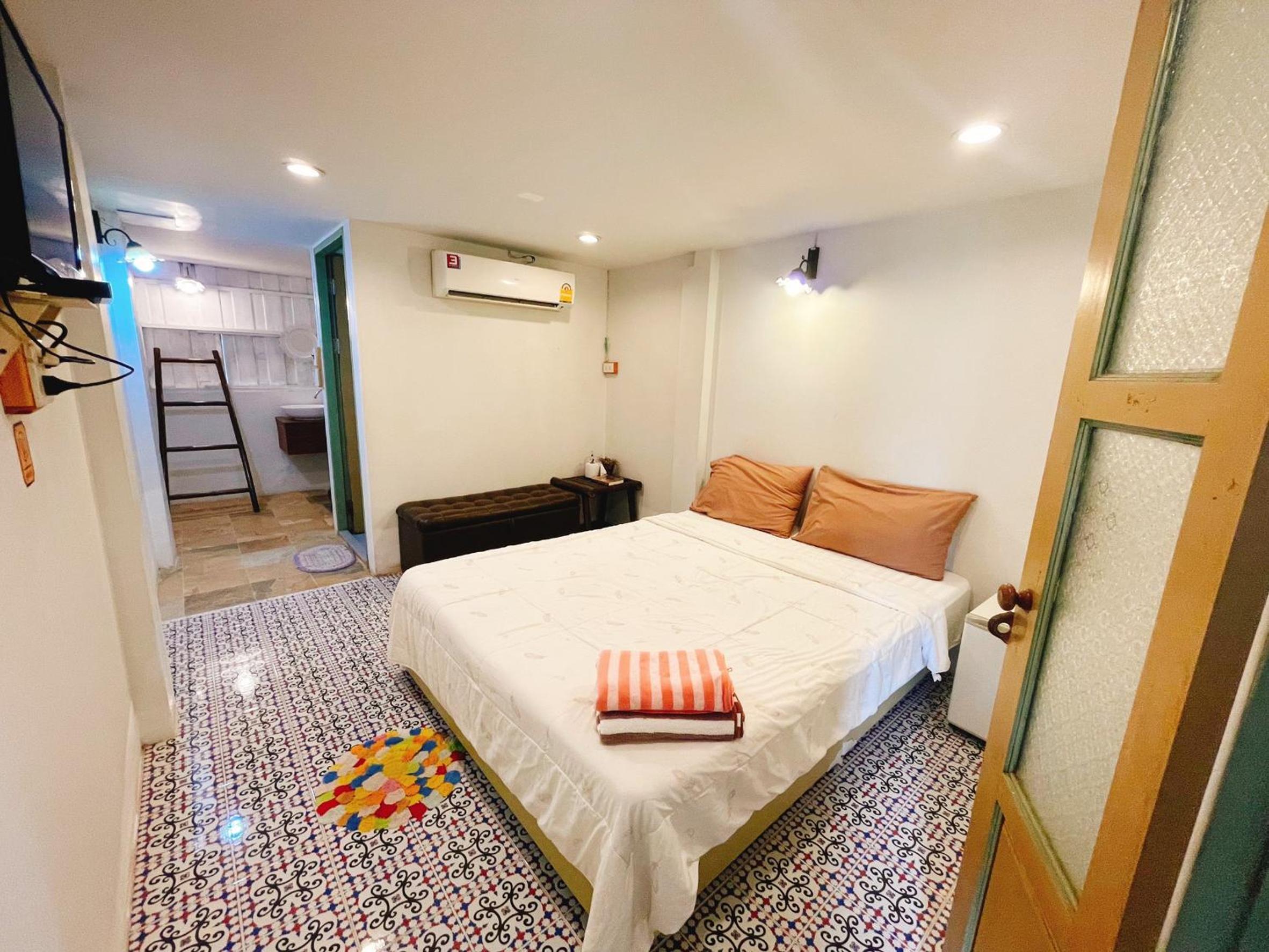 Standard Double Room - Photo 2
