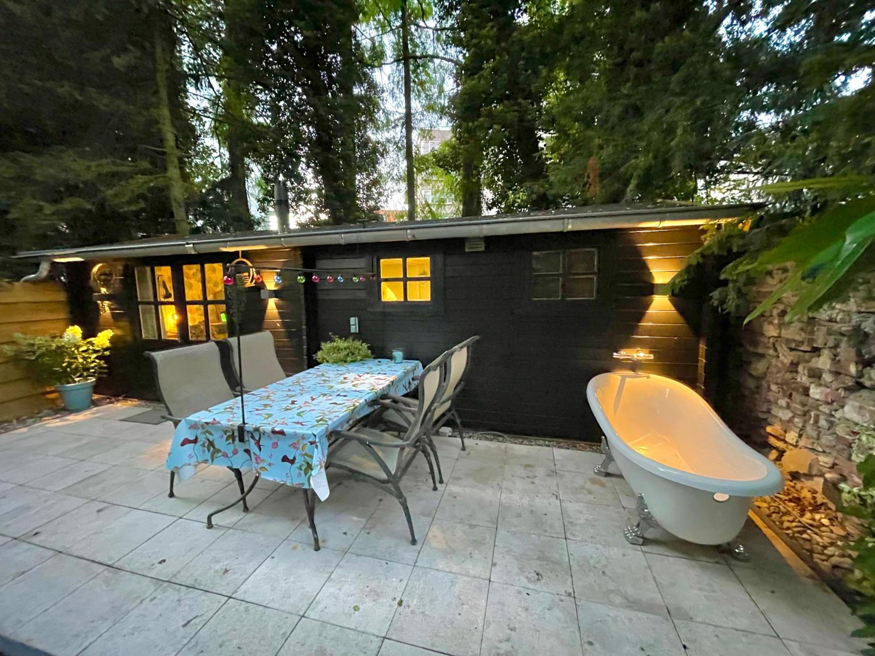 One-Bedroom House - Photo 26